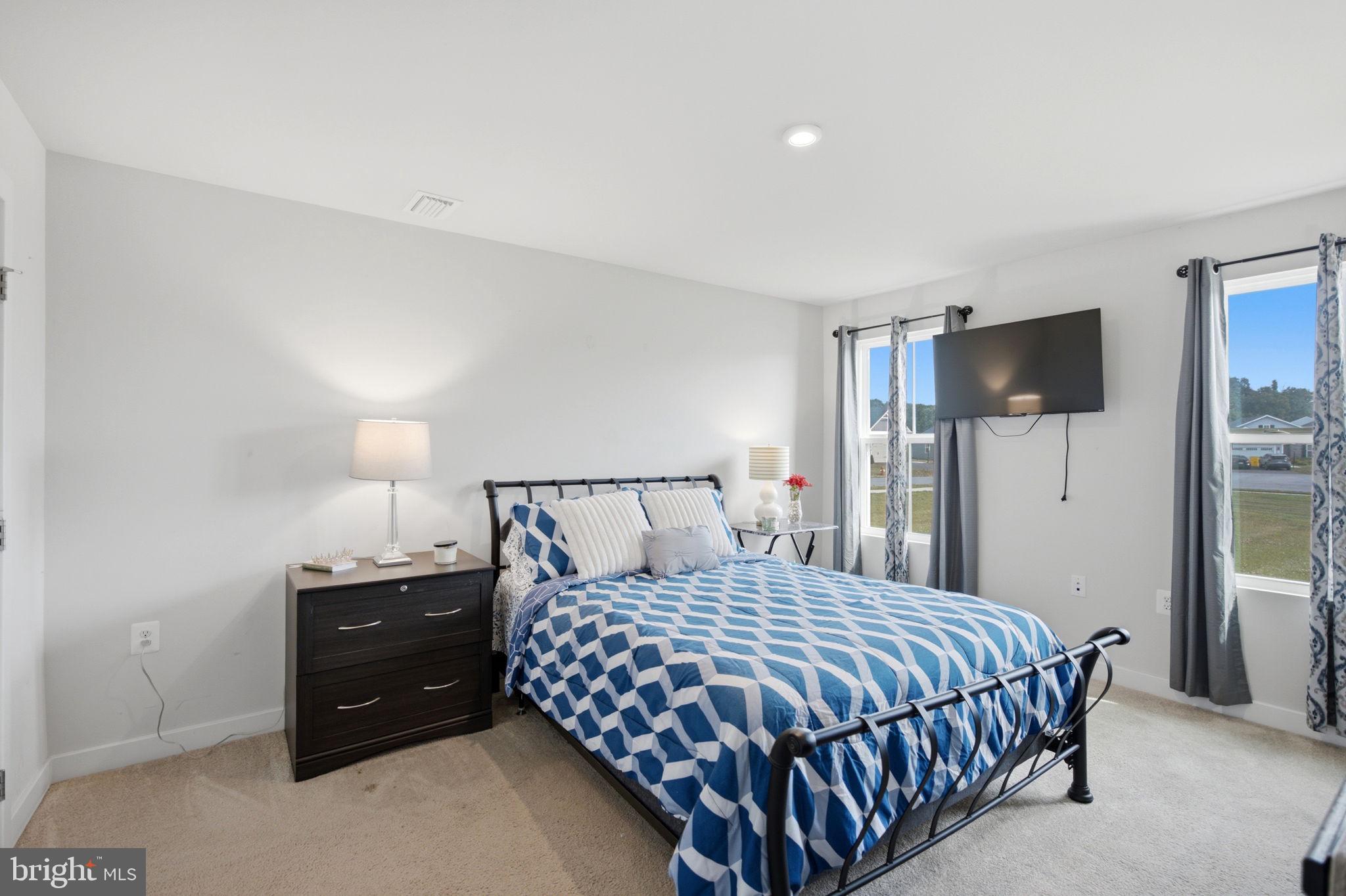 CARDINAL POINTE - Residential