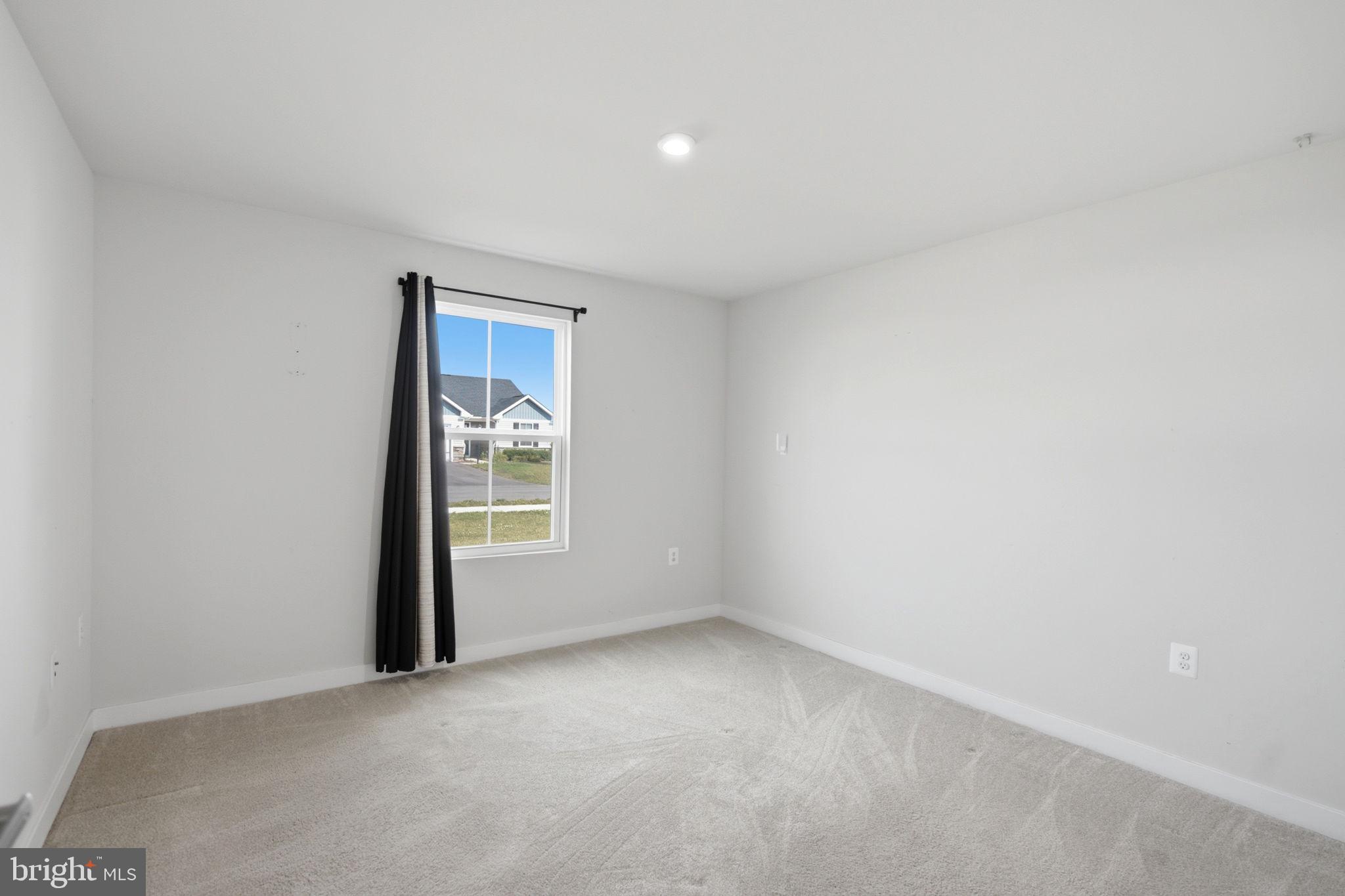 CARDINAL POINTE - Residential
