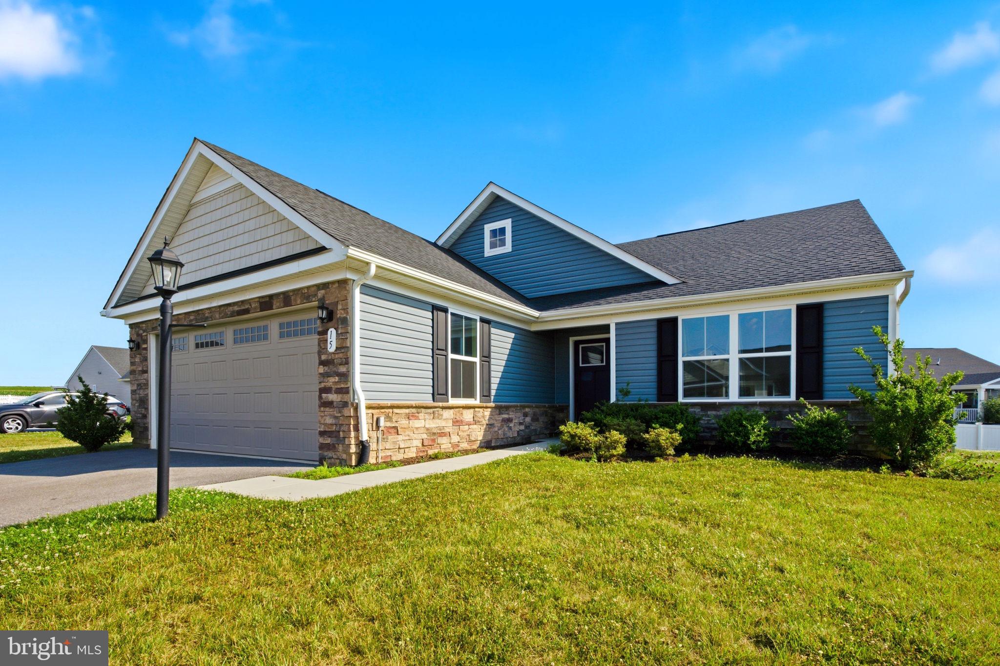 CARDINAL POINTE - Residential