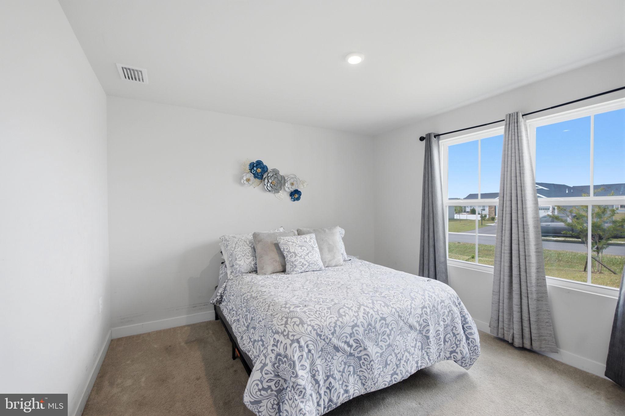 CARDINAL POINTE - Residential