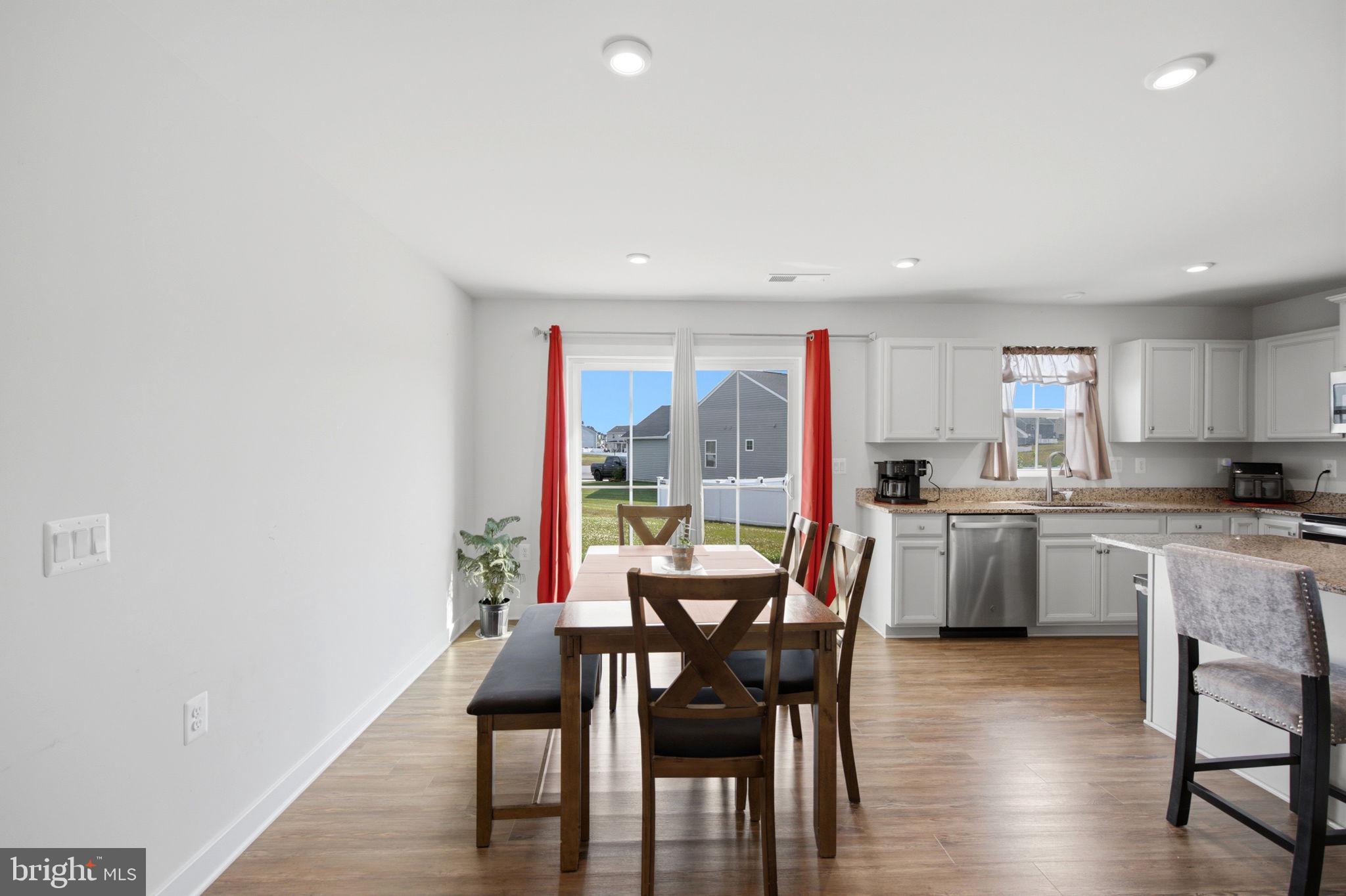 CARDINAL POINTE - Residential