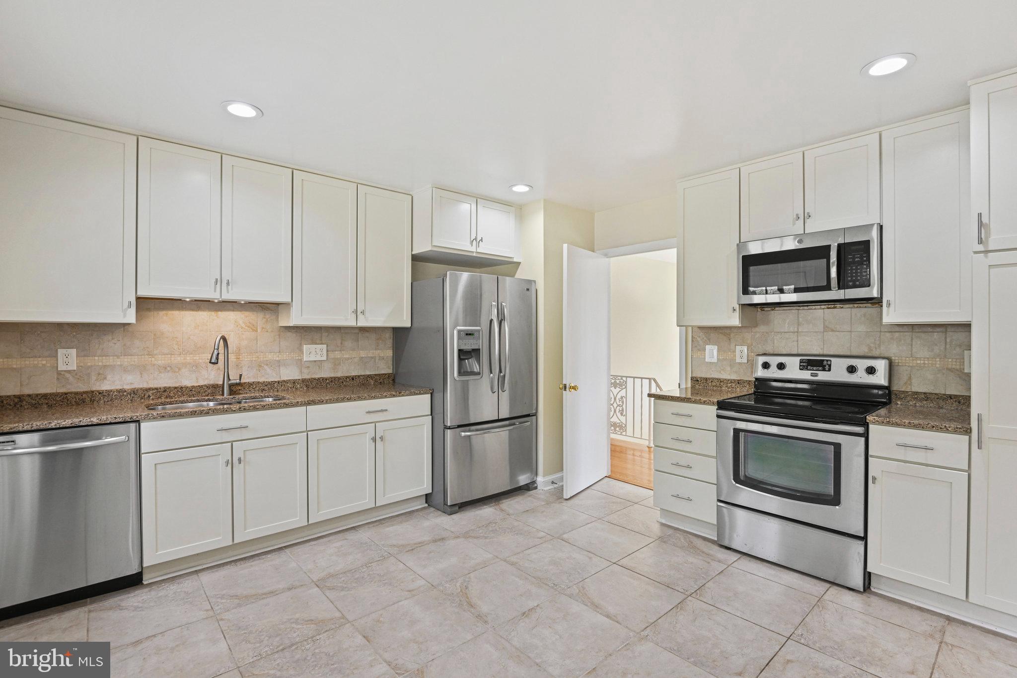 POTOMAC HILLS - Residential Lease