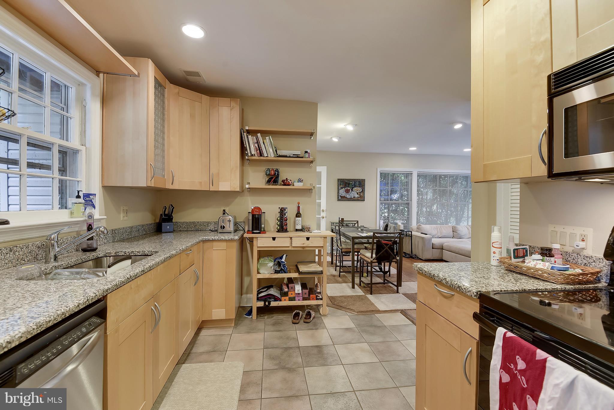 OAKCREST - Residential