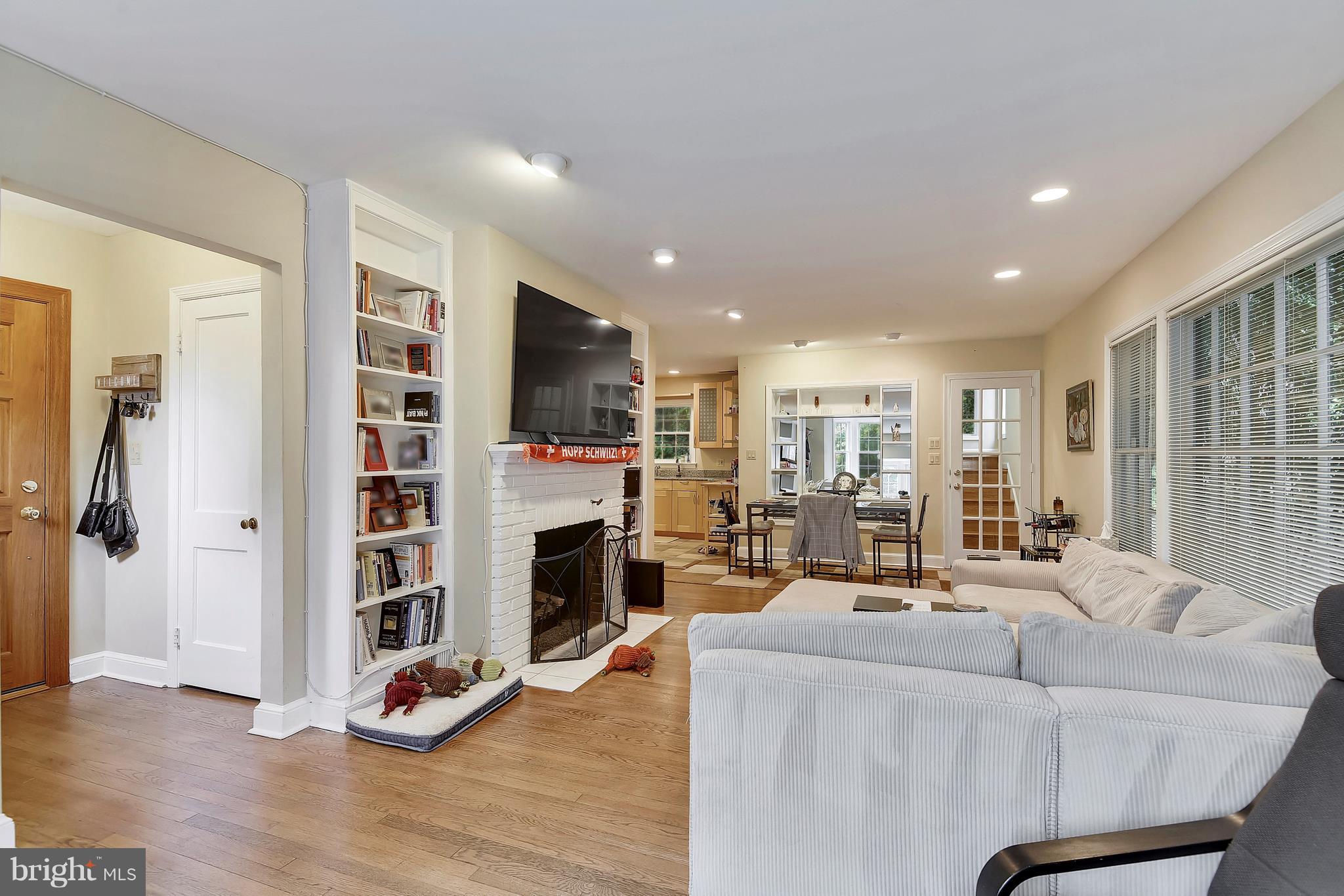 OAKCREST - Residential
