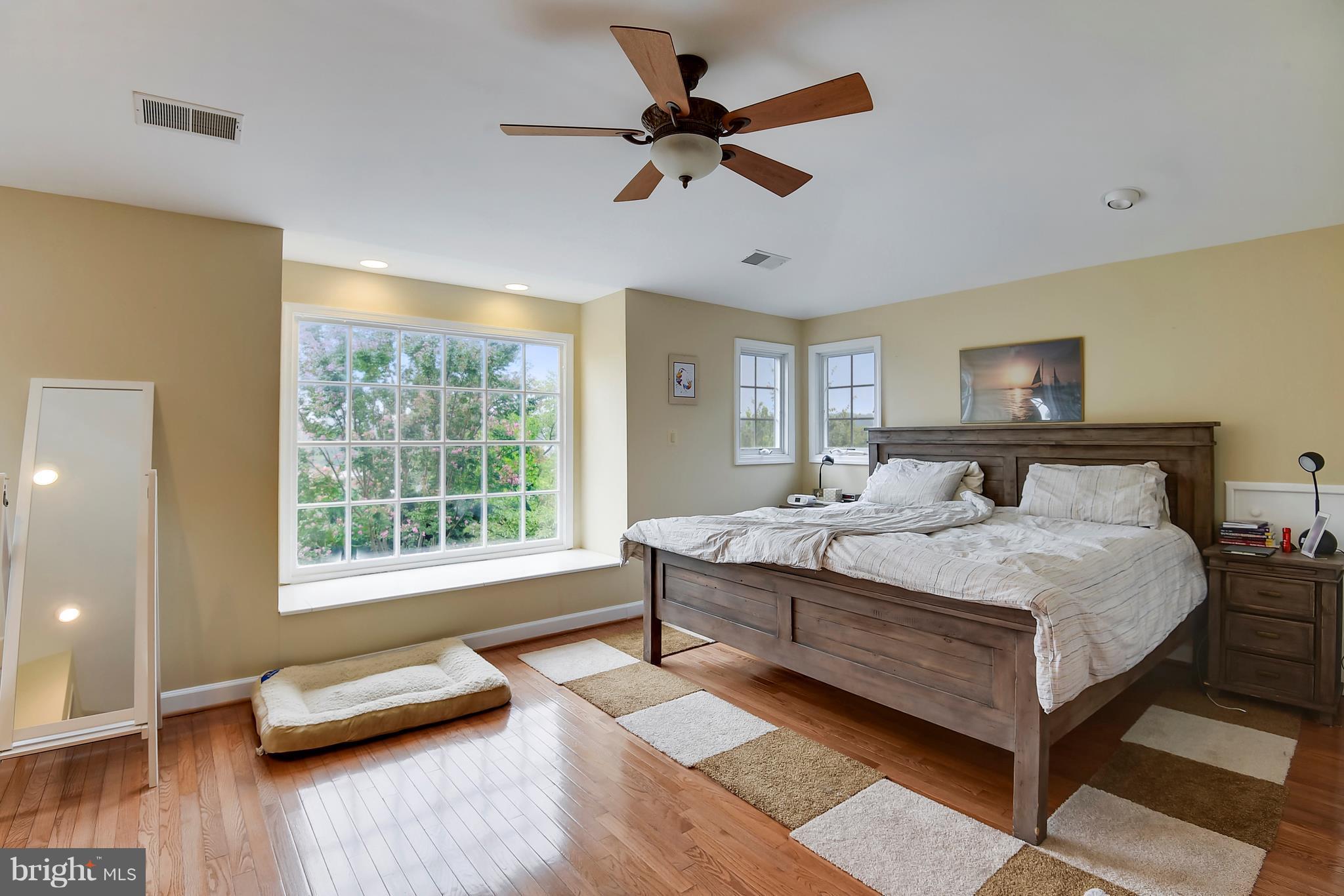 OAKCREST - Residential