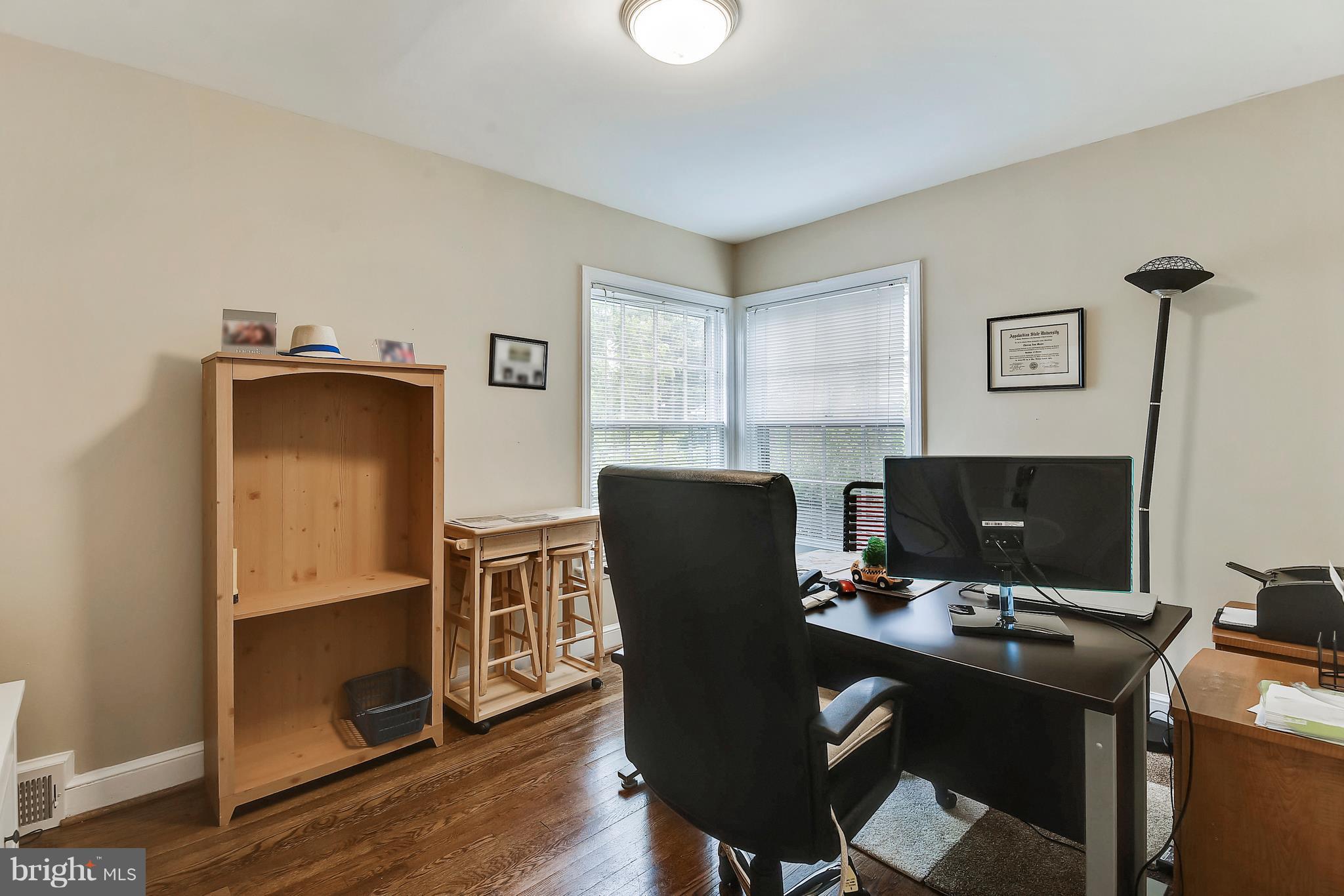 OAKCREST - Residential