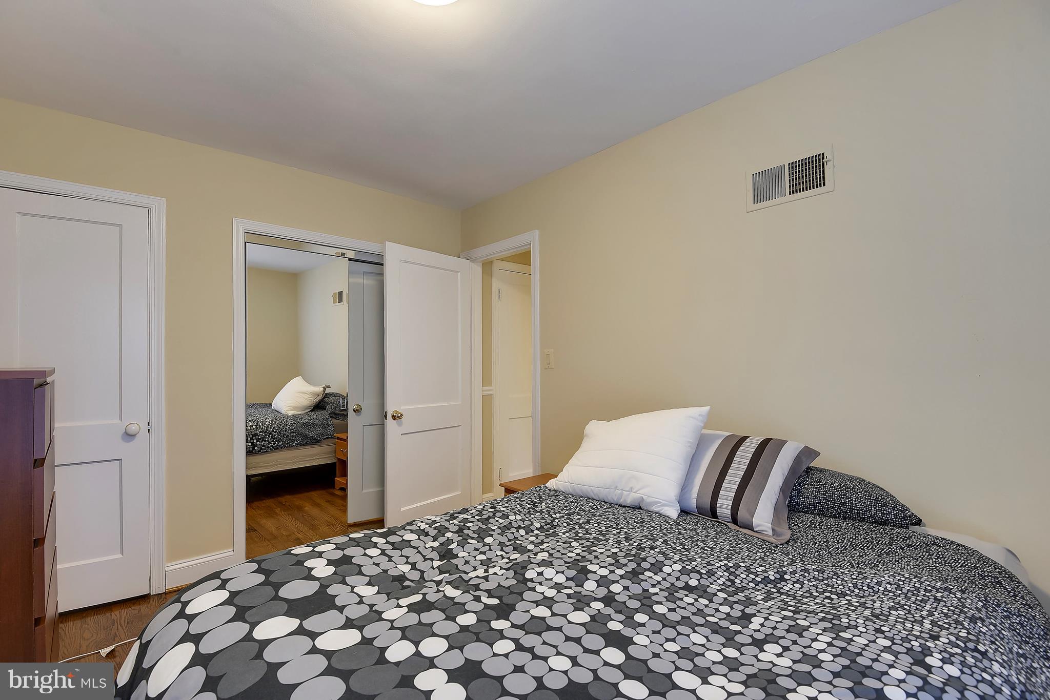 OAKCREST - Residential