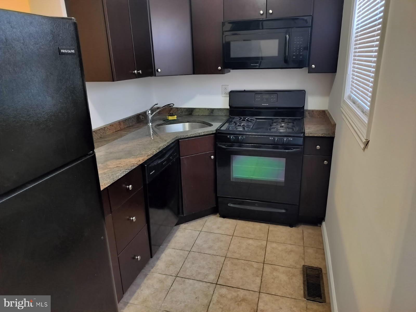 PHILADELPHIA (SOUTH) - Residential