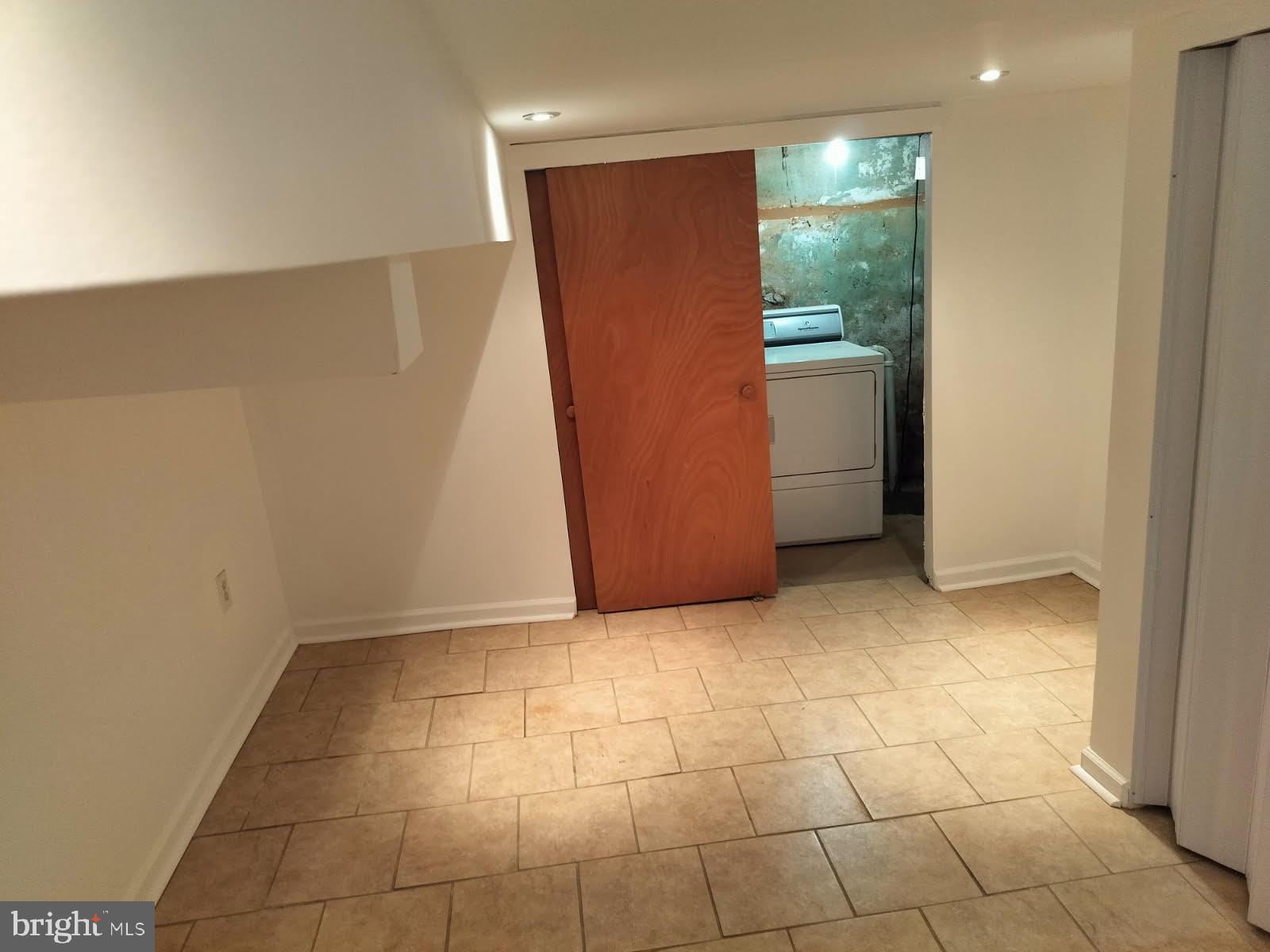 PHILADELPHIA (SOUTH) - Residential
