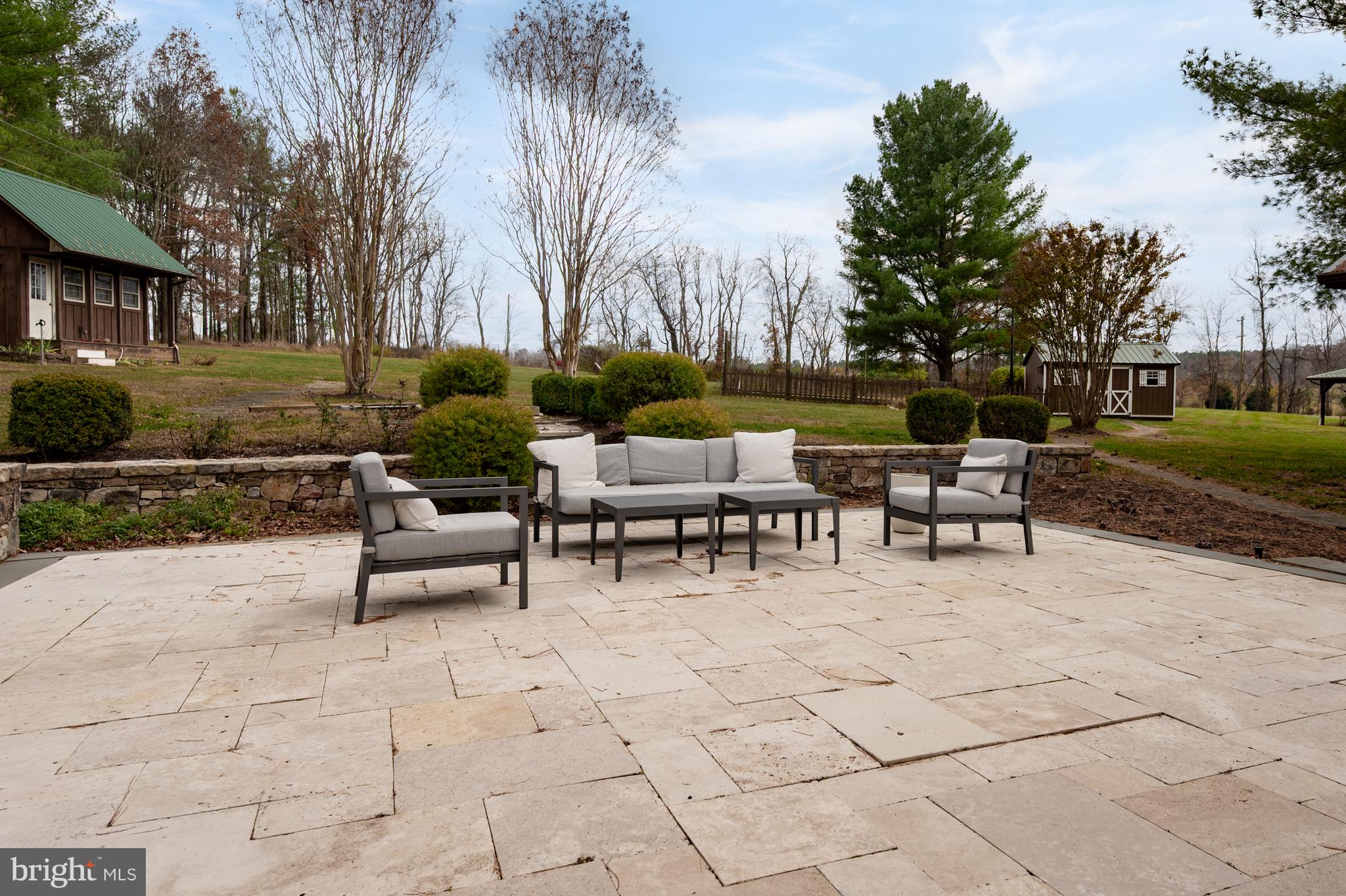 LAKE MARIAN ESTATES - Residential