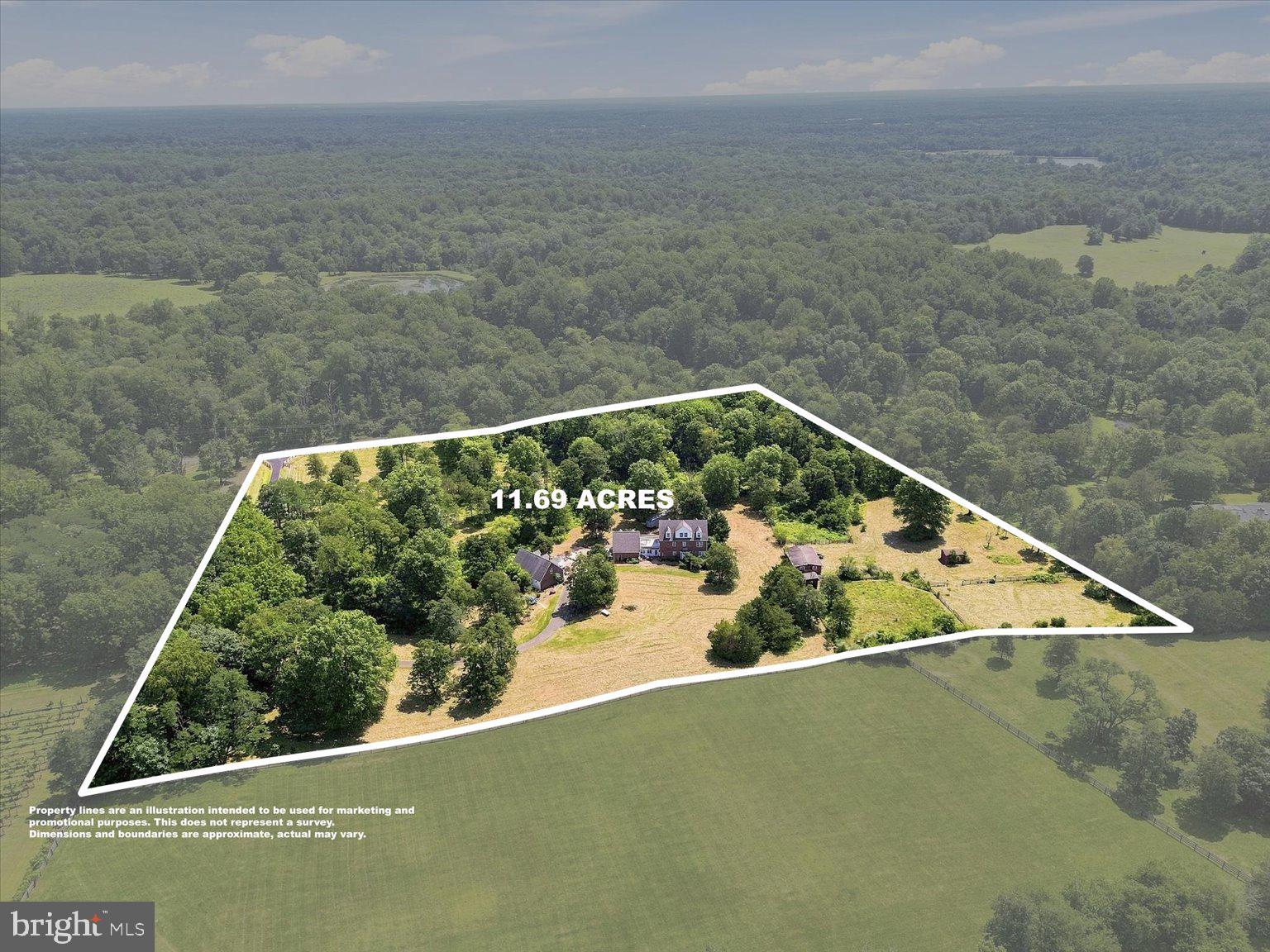 THUNDER OAK - Residential