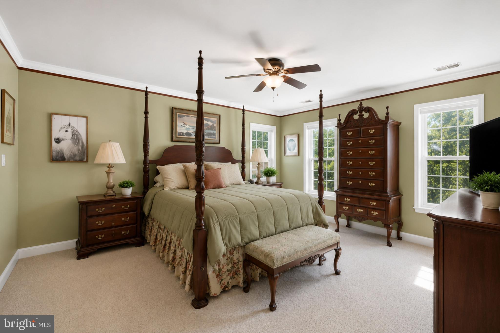 THUNDER OAK - Residential