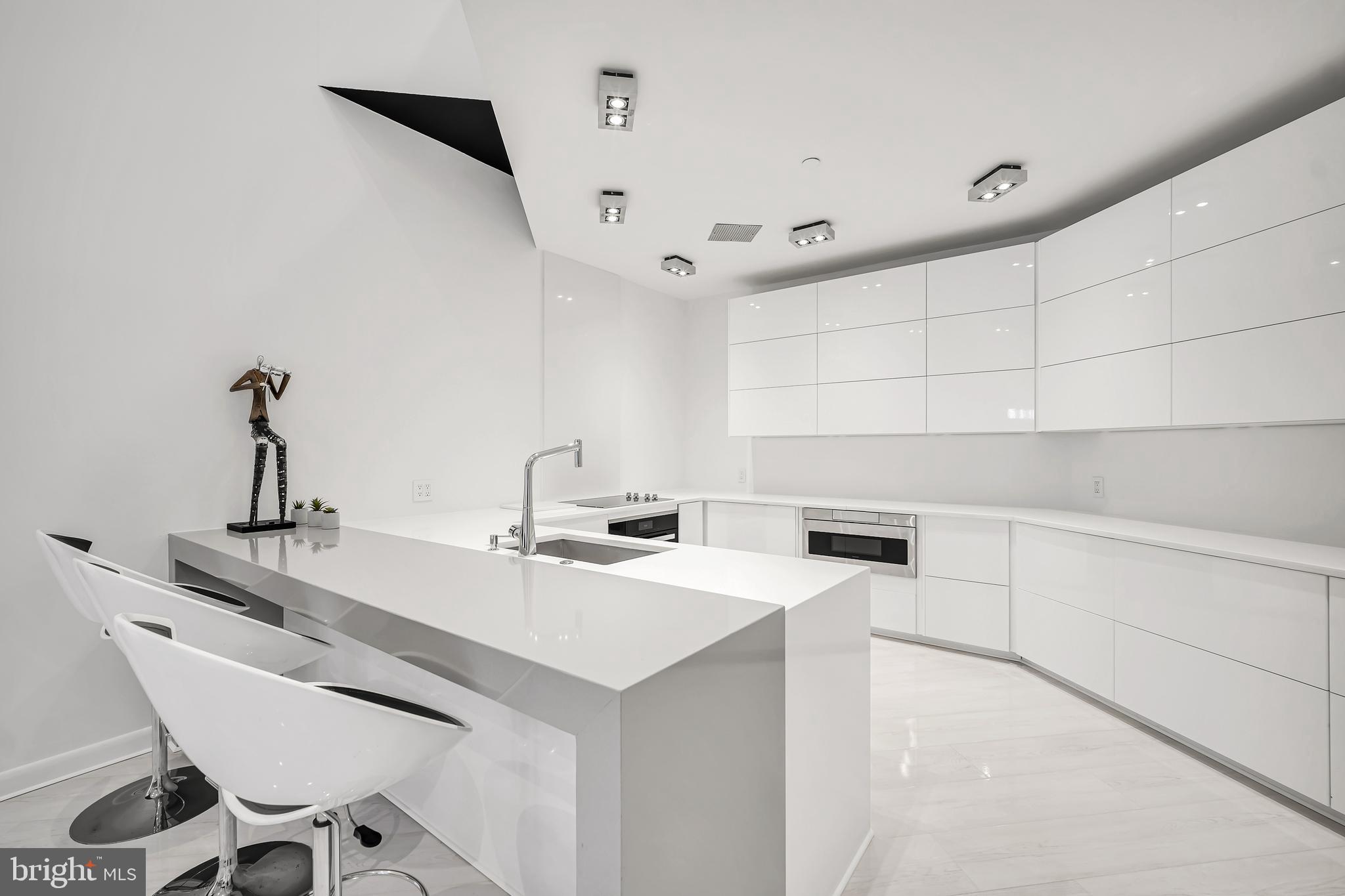 HUNTINGDON PLACE - Residential