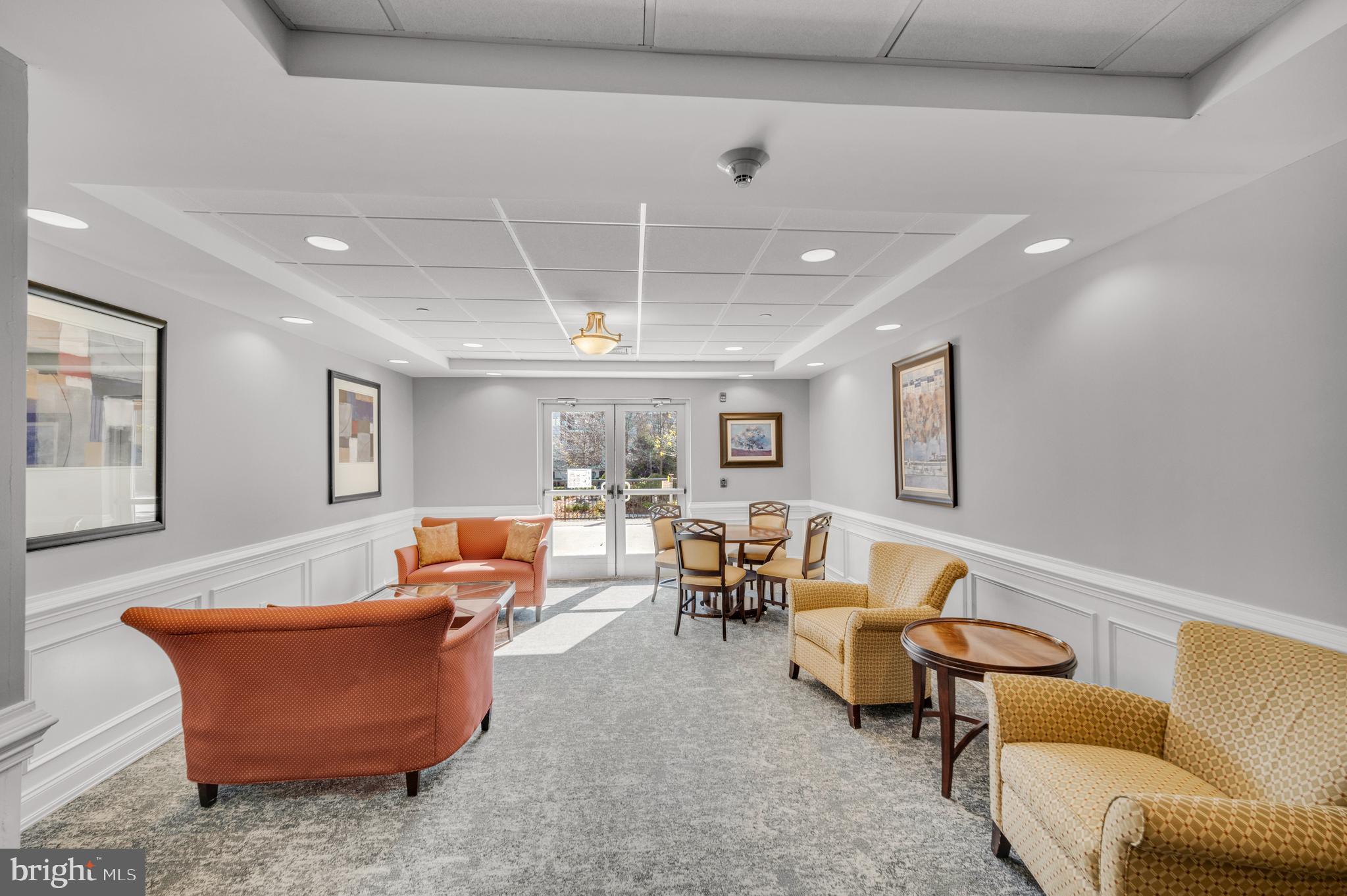 HUNTINGDON PLACE - Residential