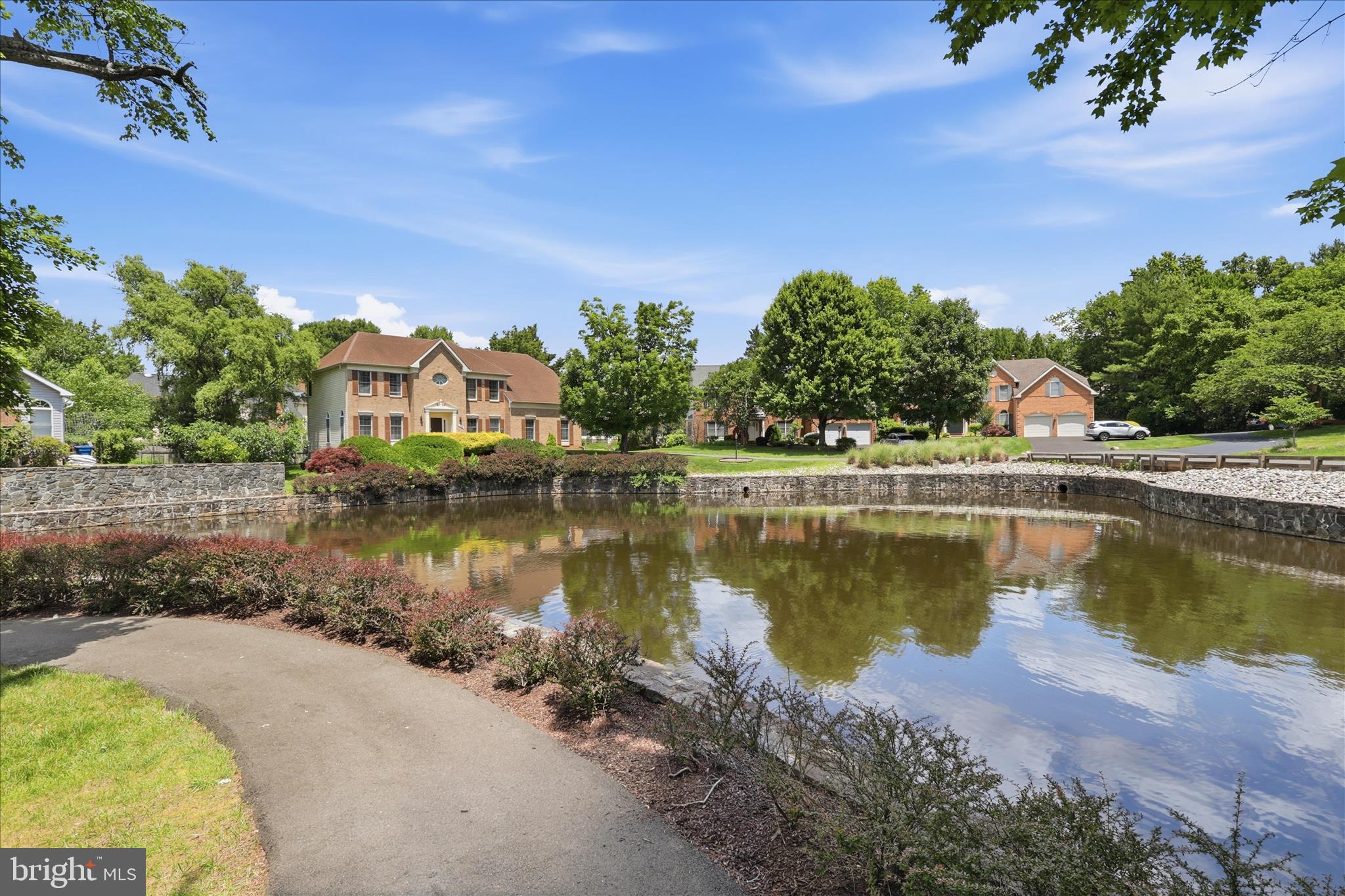 CENTURY OAK - Residential