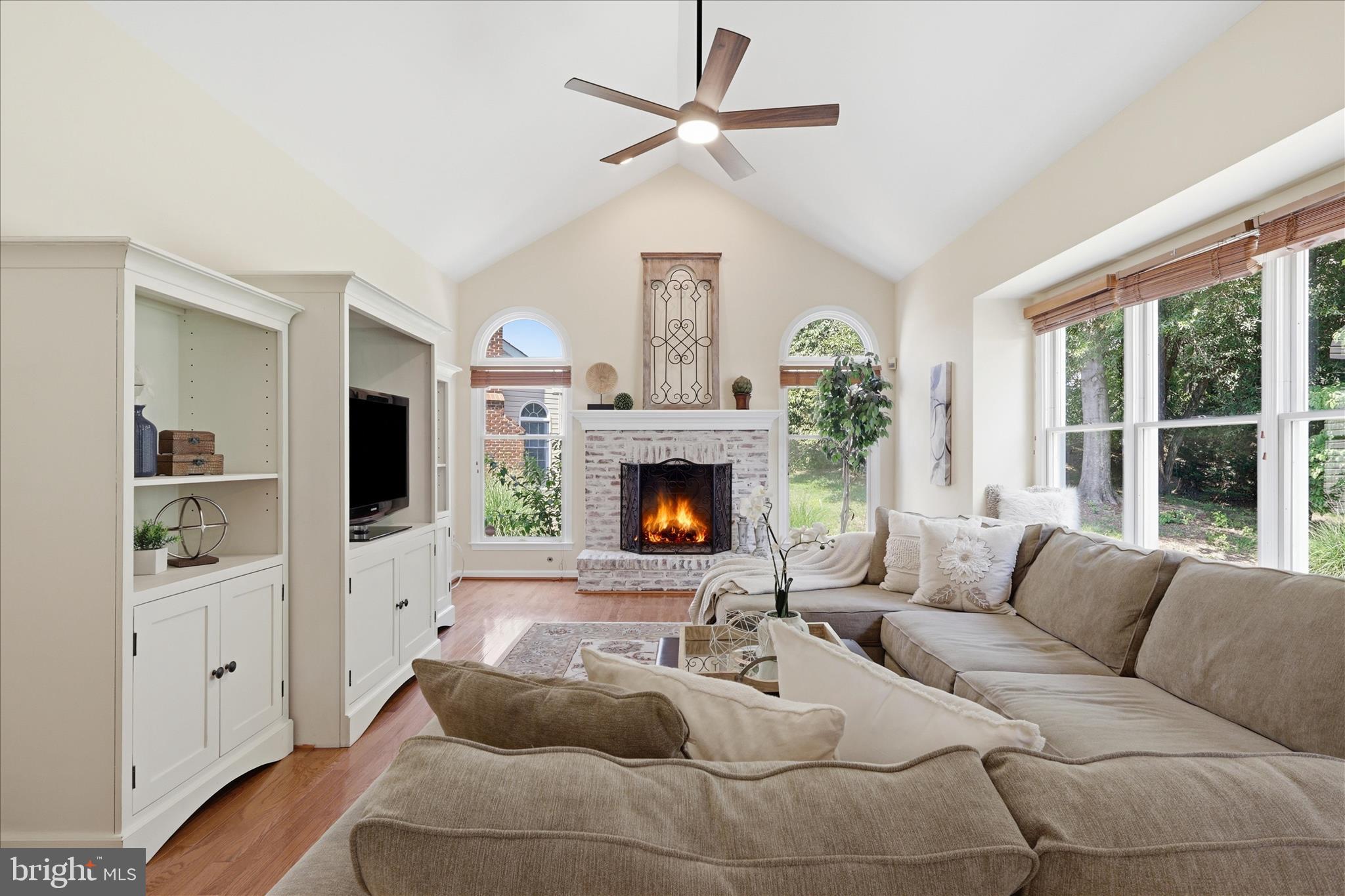 CENTURY OAK - Residential
