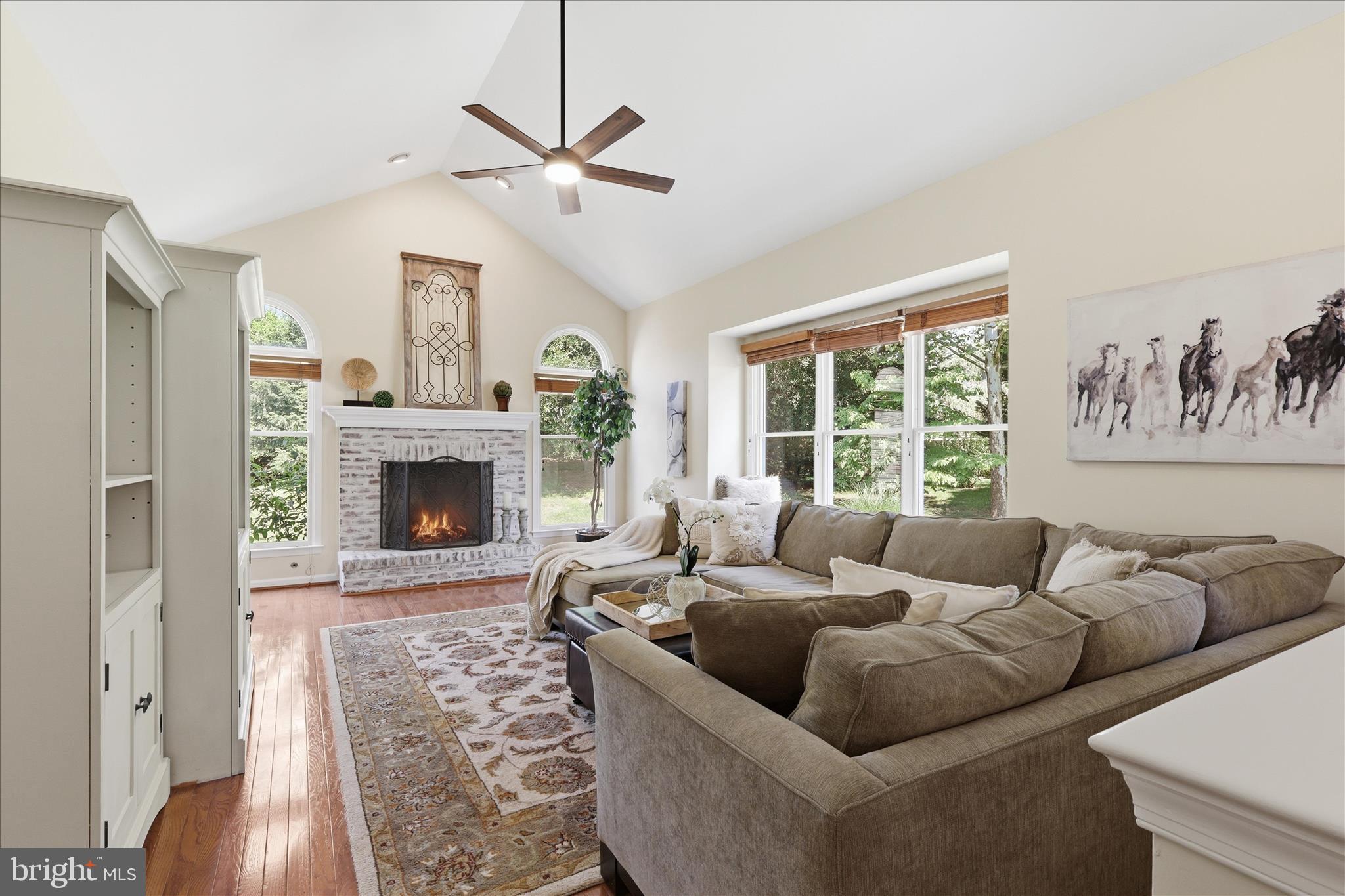 CENTURY OAK - Residential