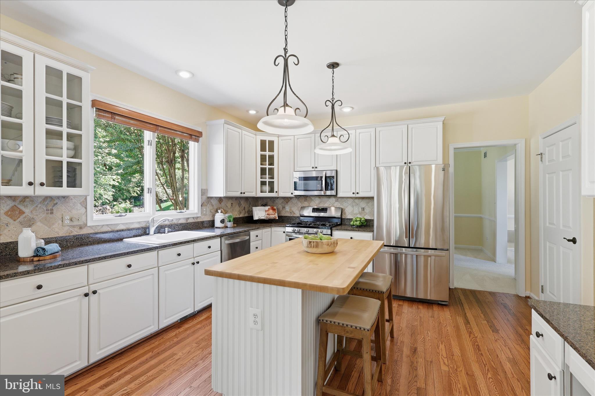 CENTURY OAK - Residential