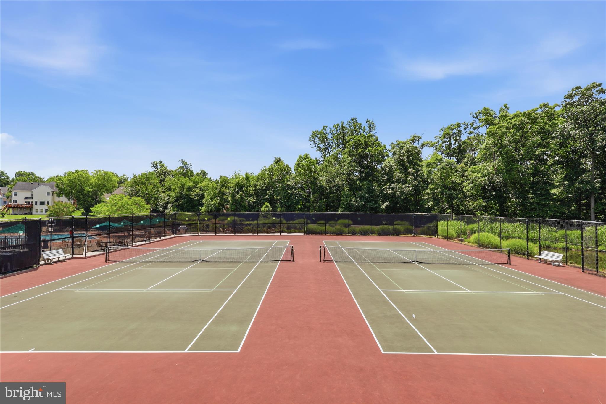 CENTURY OAK - Residential