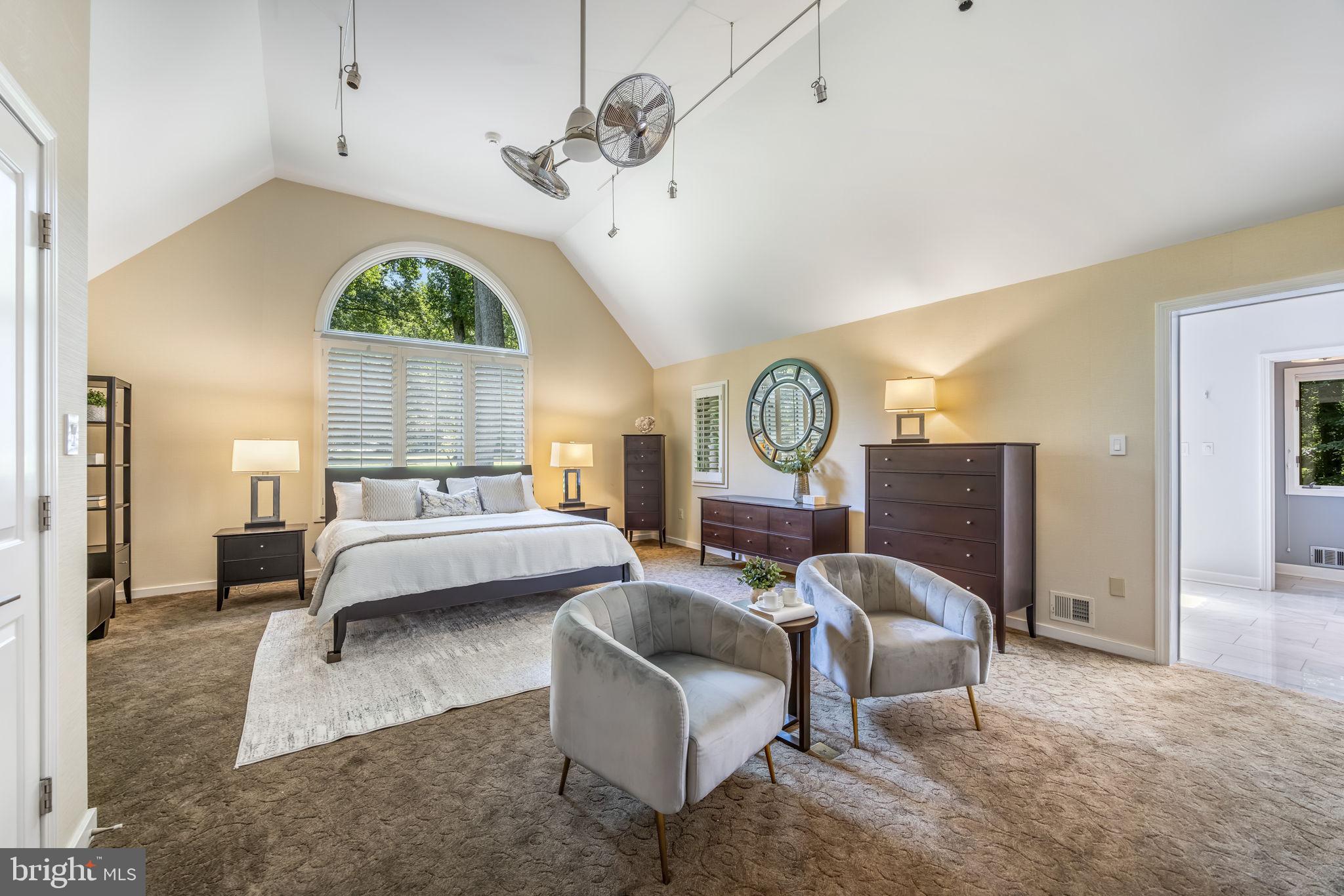 WALKER WOODS LAKE - Residential