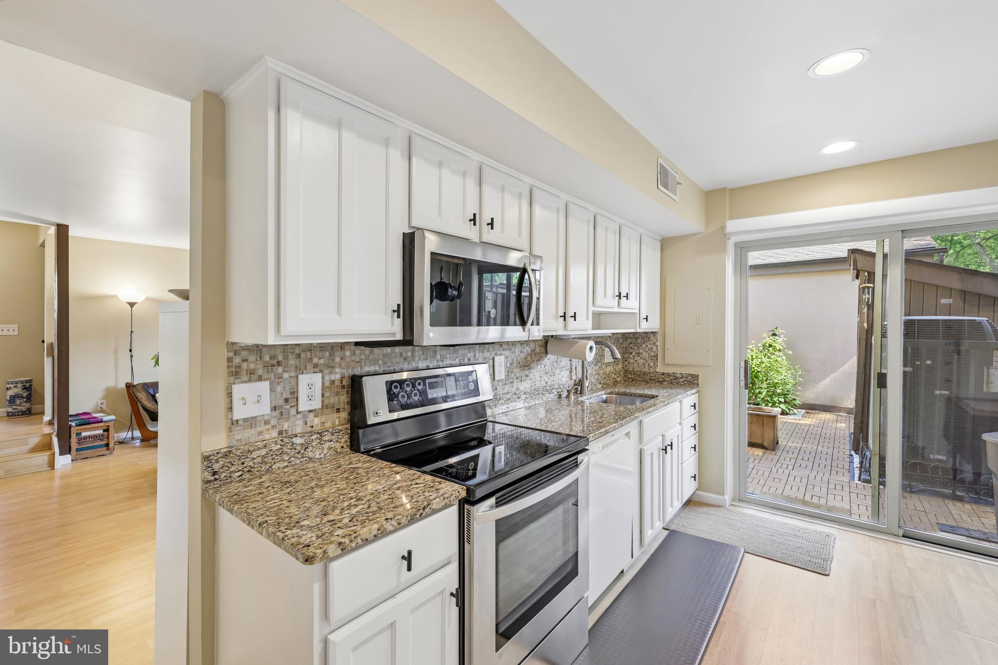 VILLAGE OF CLARYS FOREST - Residential