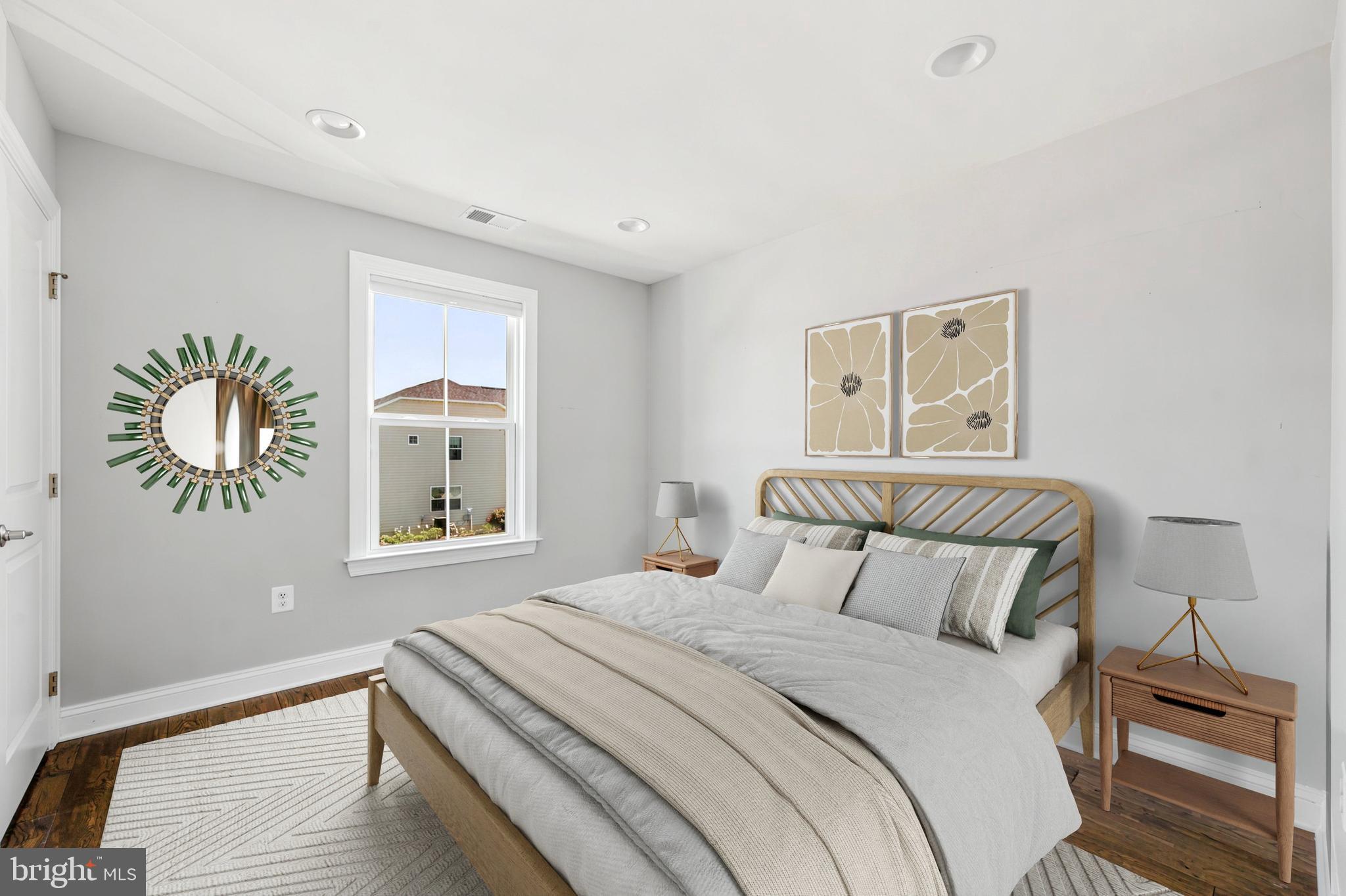HIGHPOINTE AT PROVID - Residential