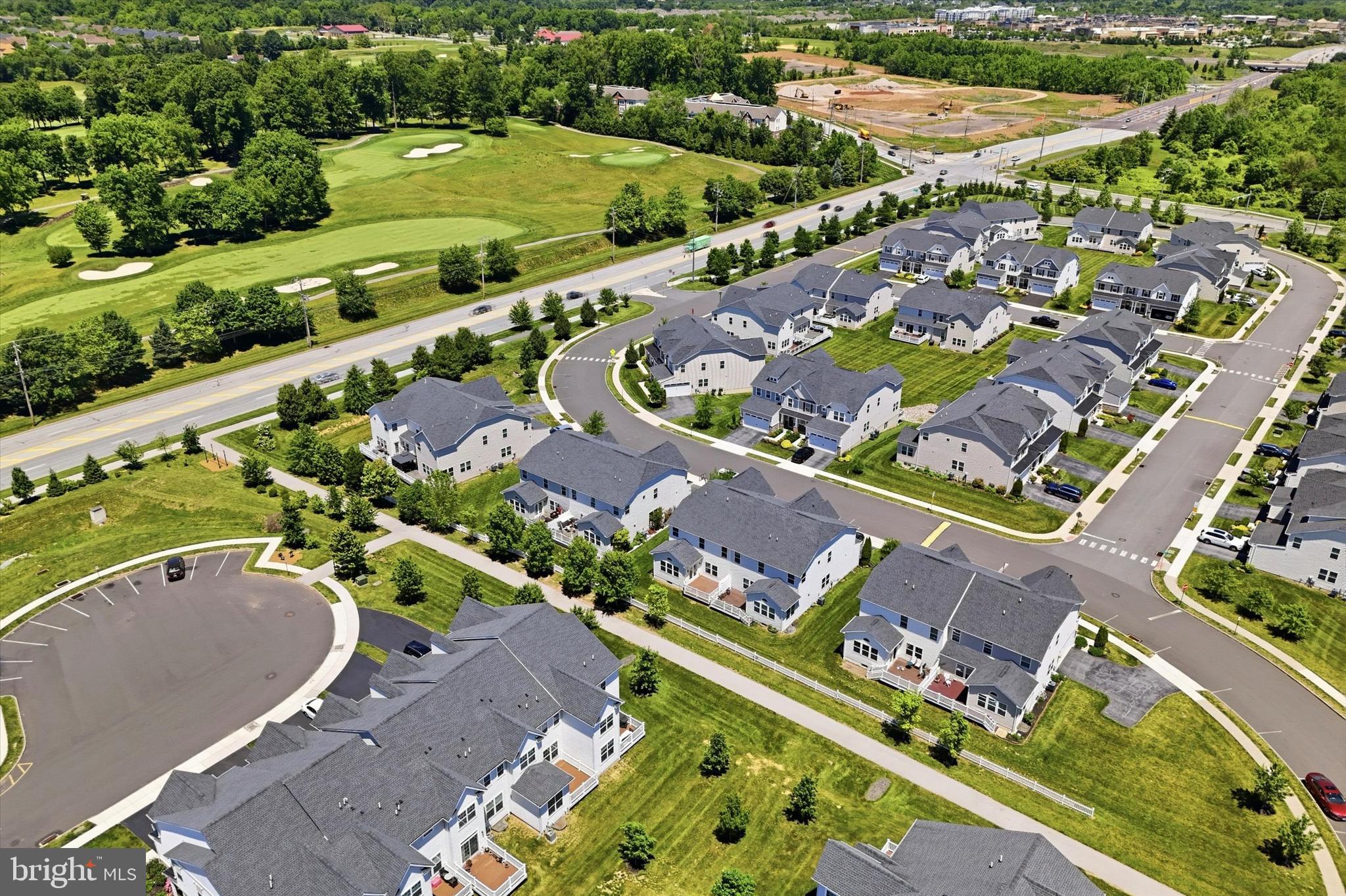 HIGHPOINTE AT PROVID - Residential