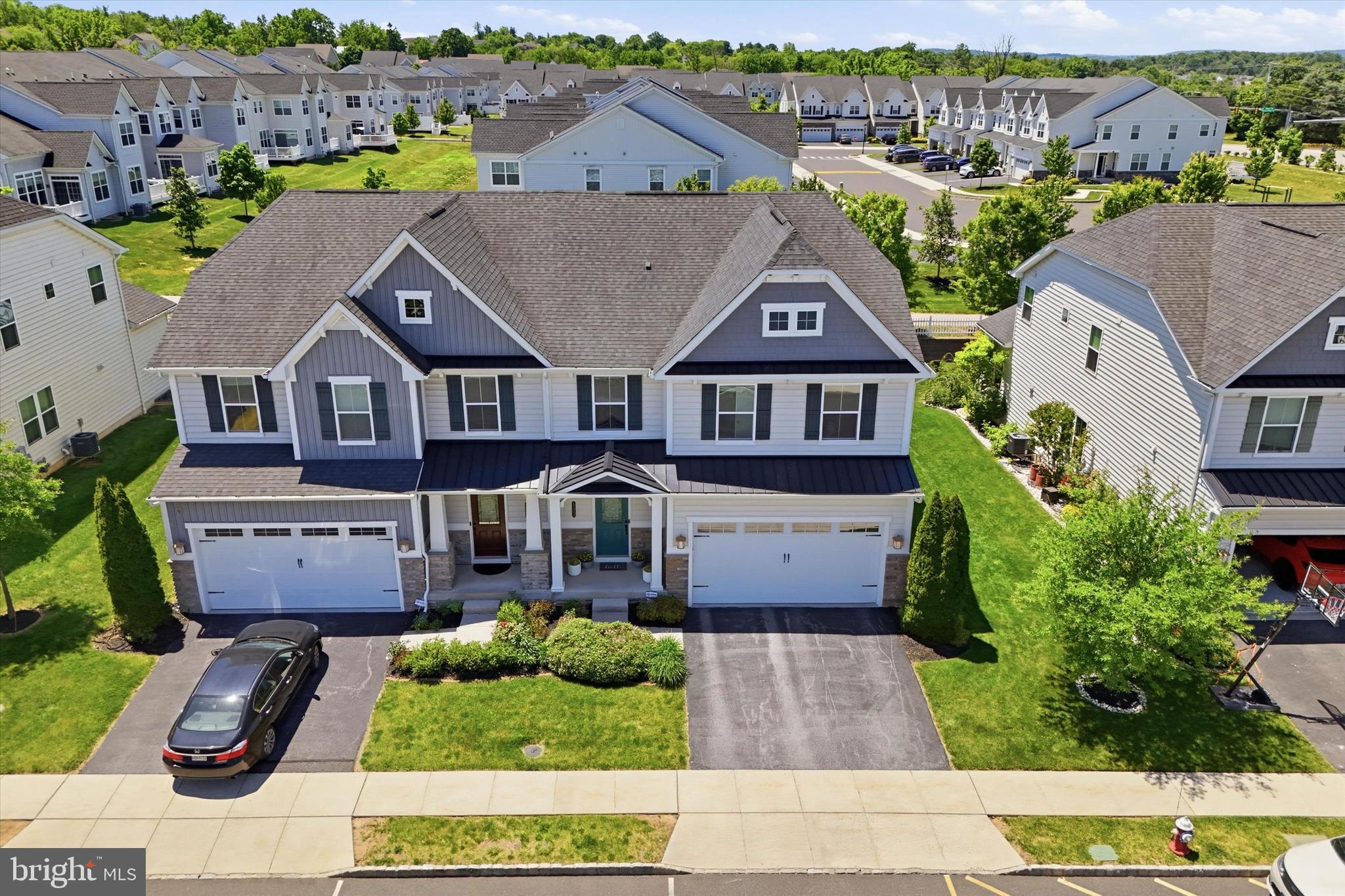 HIGHPOINTE AT PROVID - Residential