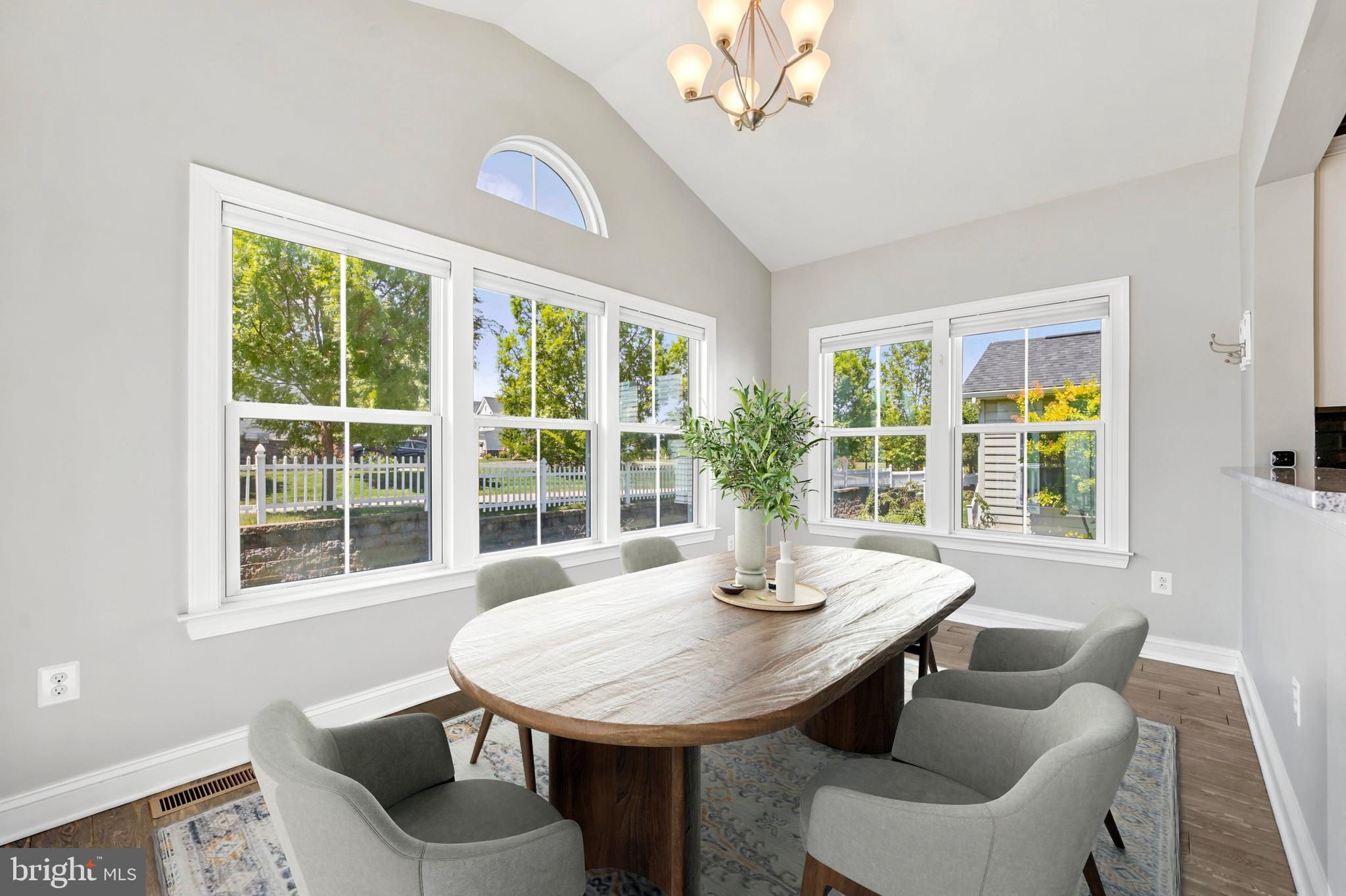 HIGHPOINTE AT PROVID - Residential