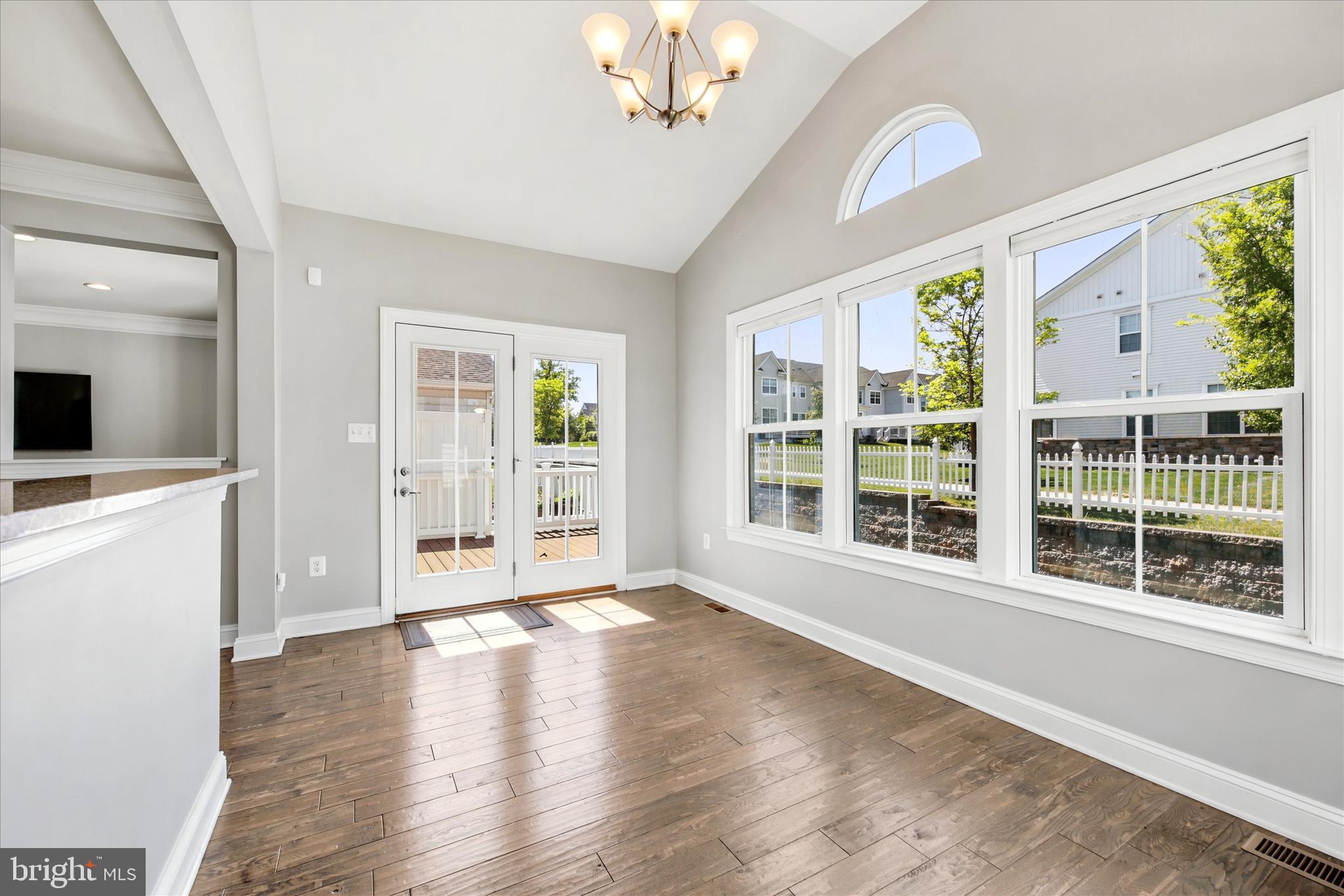 HIGHPOINTE AT PROVID - Residential