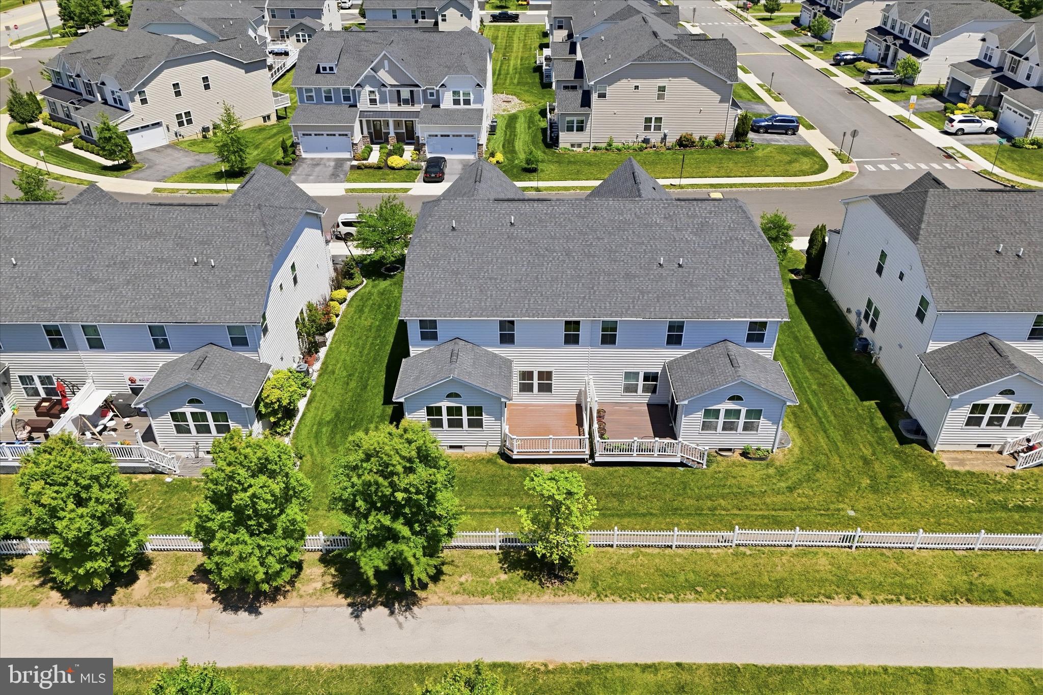 HIGHPOINTE AT PROVID - Residential
