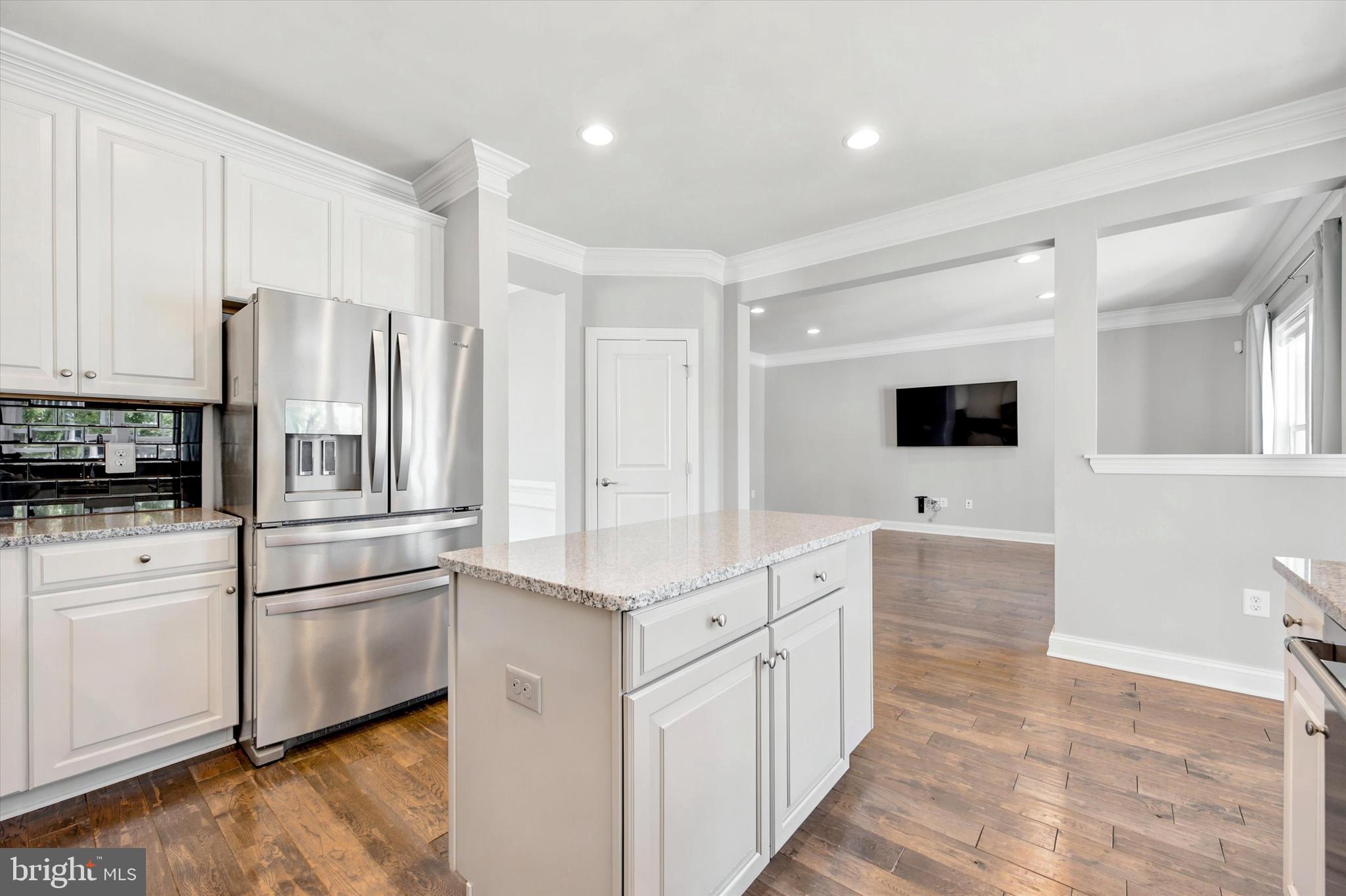 HIGHPOINTE AT PROVID - Residential