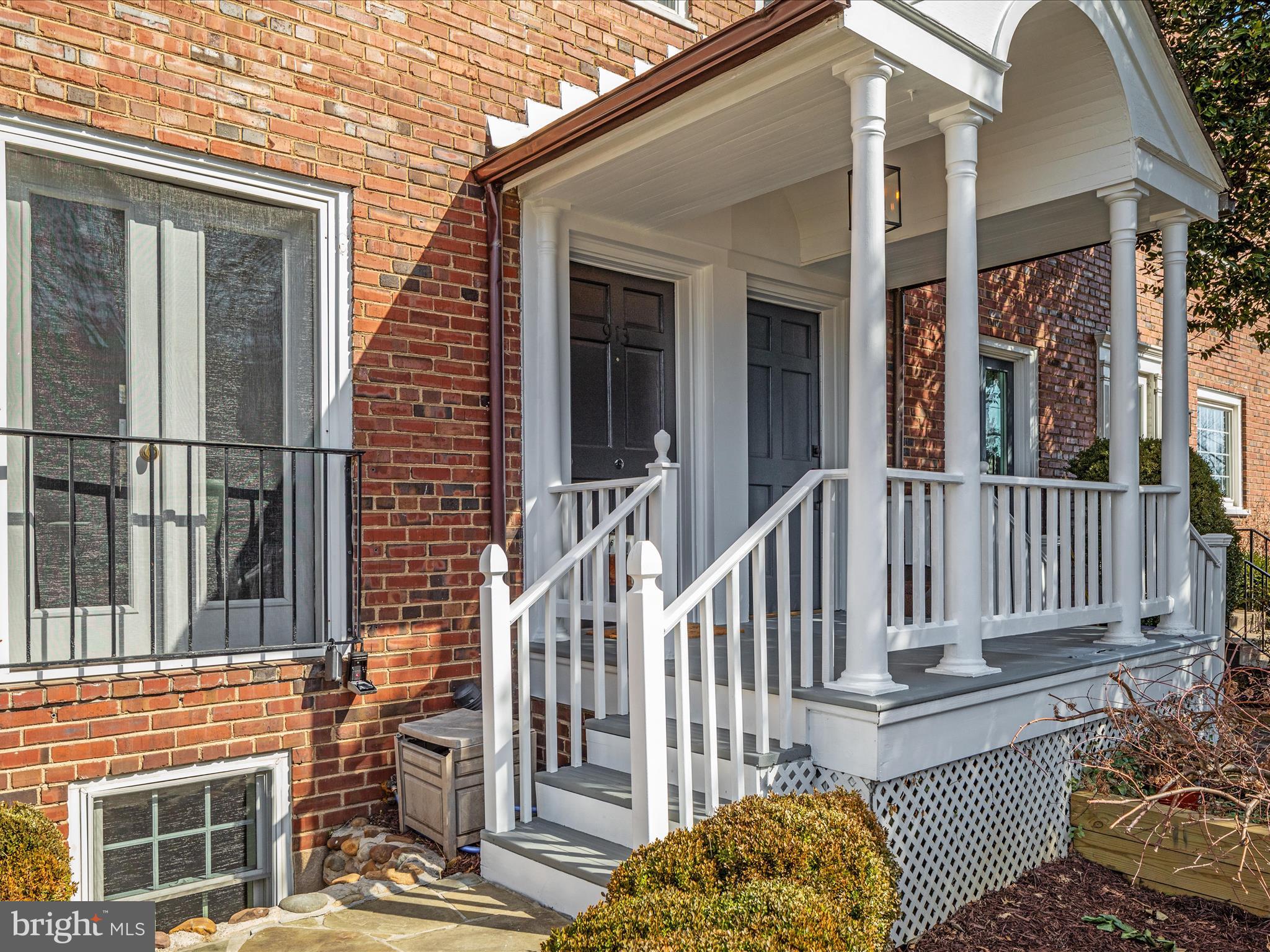 PATRICK HENRY - Residential