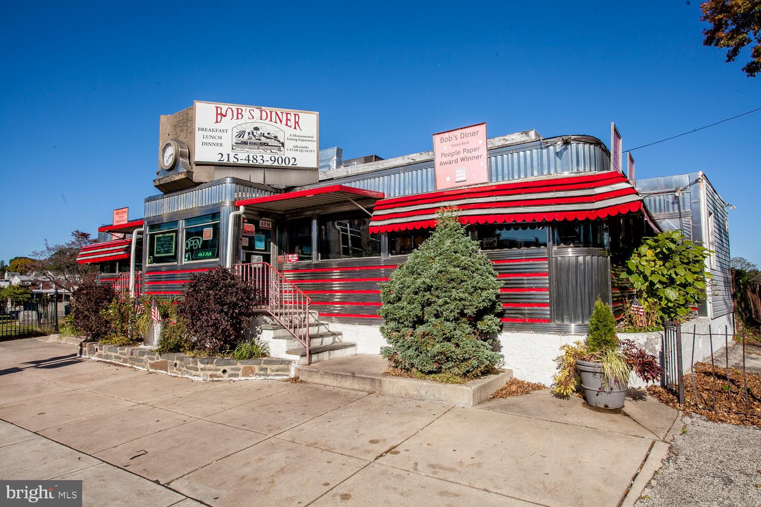 ROXBOROUGH - Commercial Sale