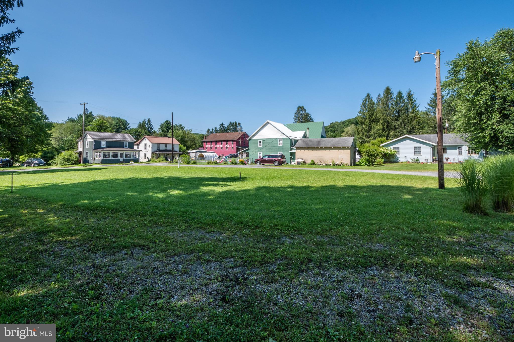 HIGH-LAND EST - Residential