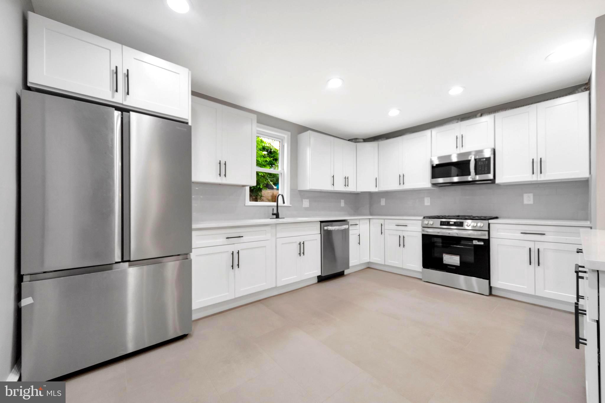 HIGHLAND PARK - Residential