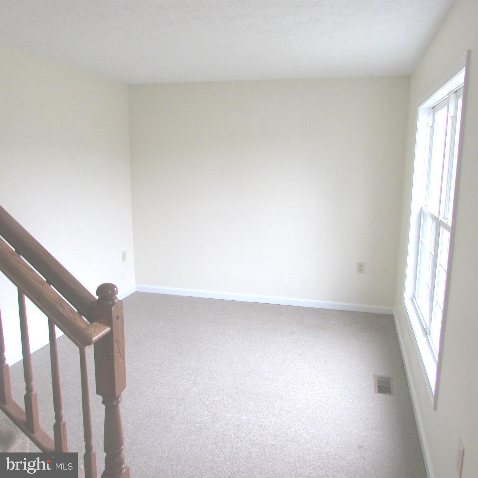 LAUREL RIDGE - Residential Lease