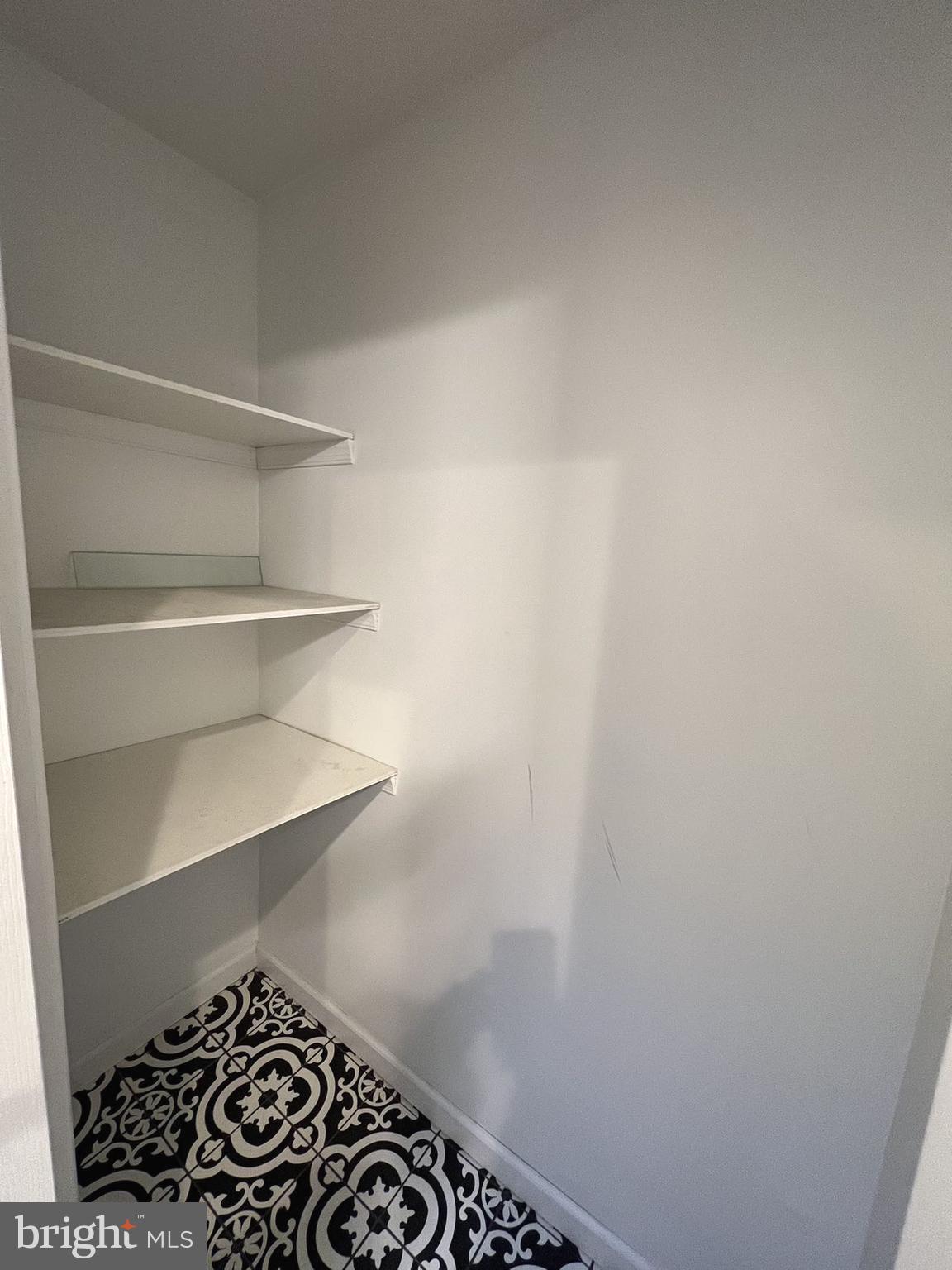 MAYFAIR - Residential
