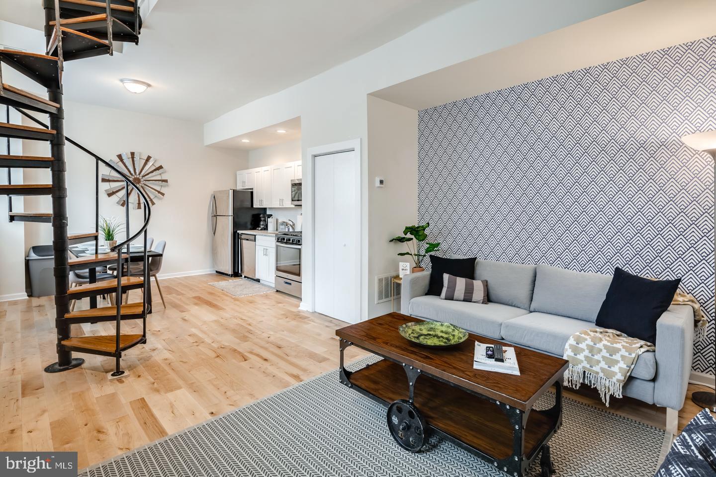 GRADUATE HOSPITAL - Residential Lease
