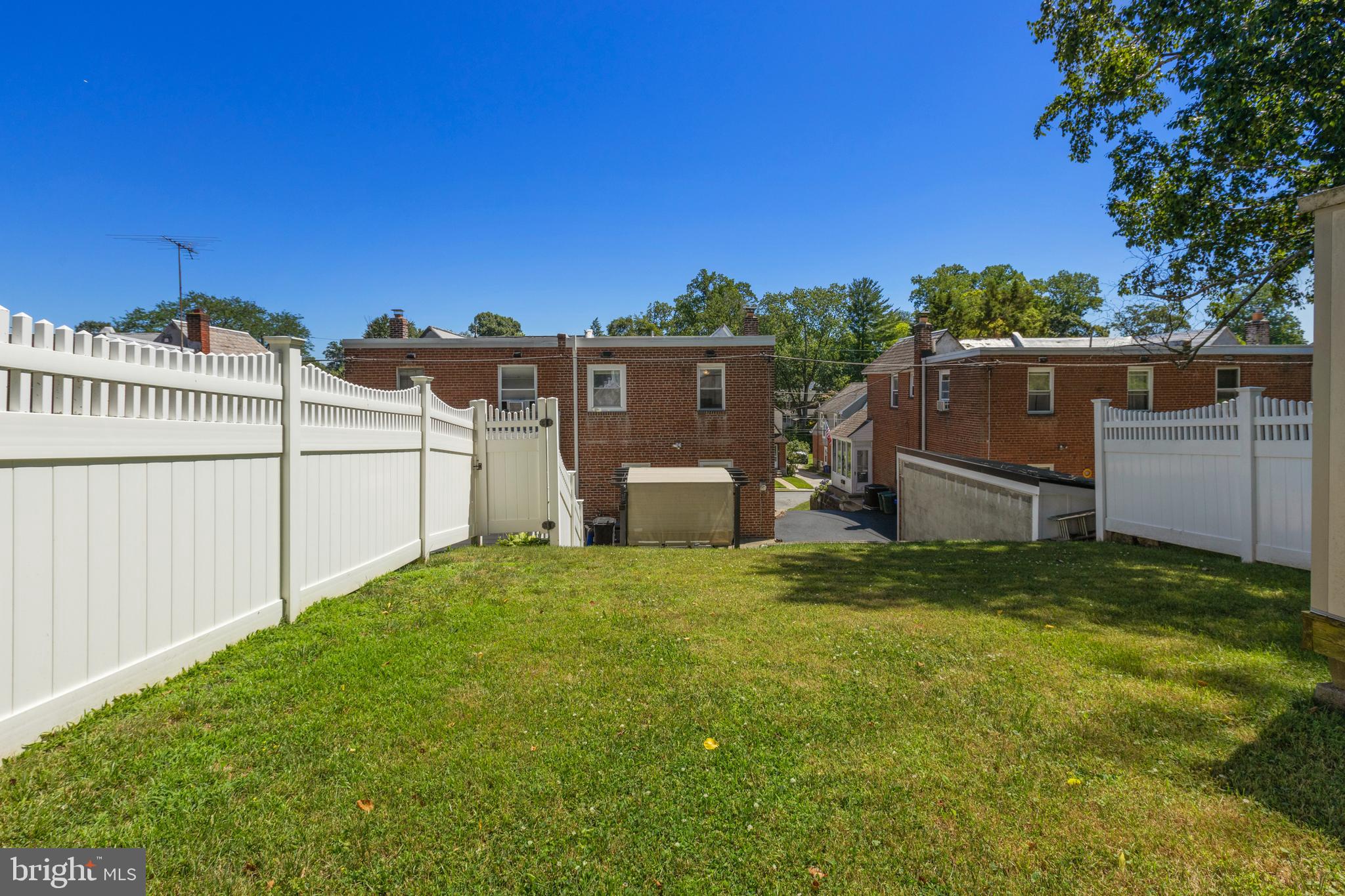 MANOA - Residential