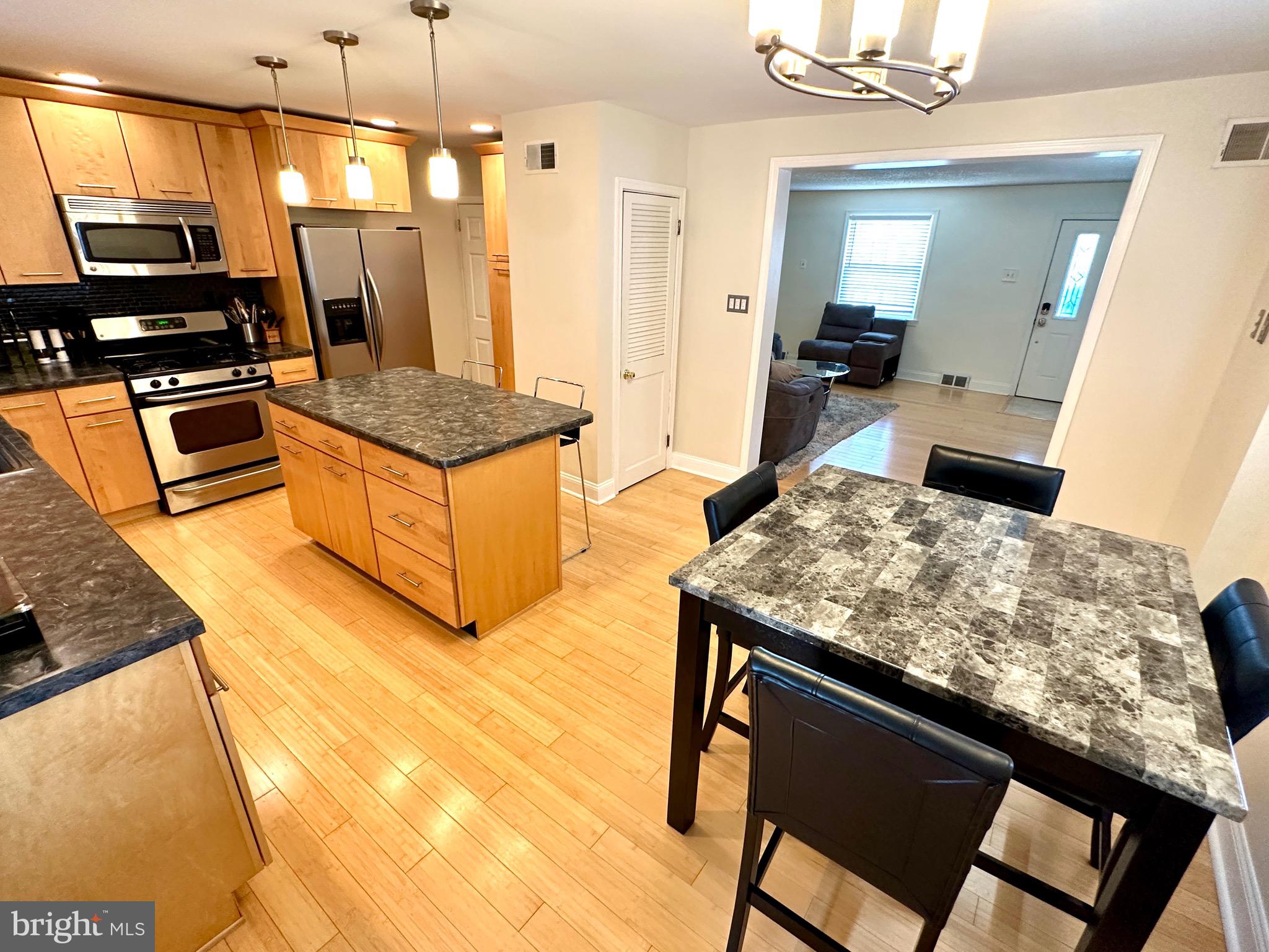 MANOA - Residential