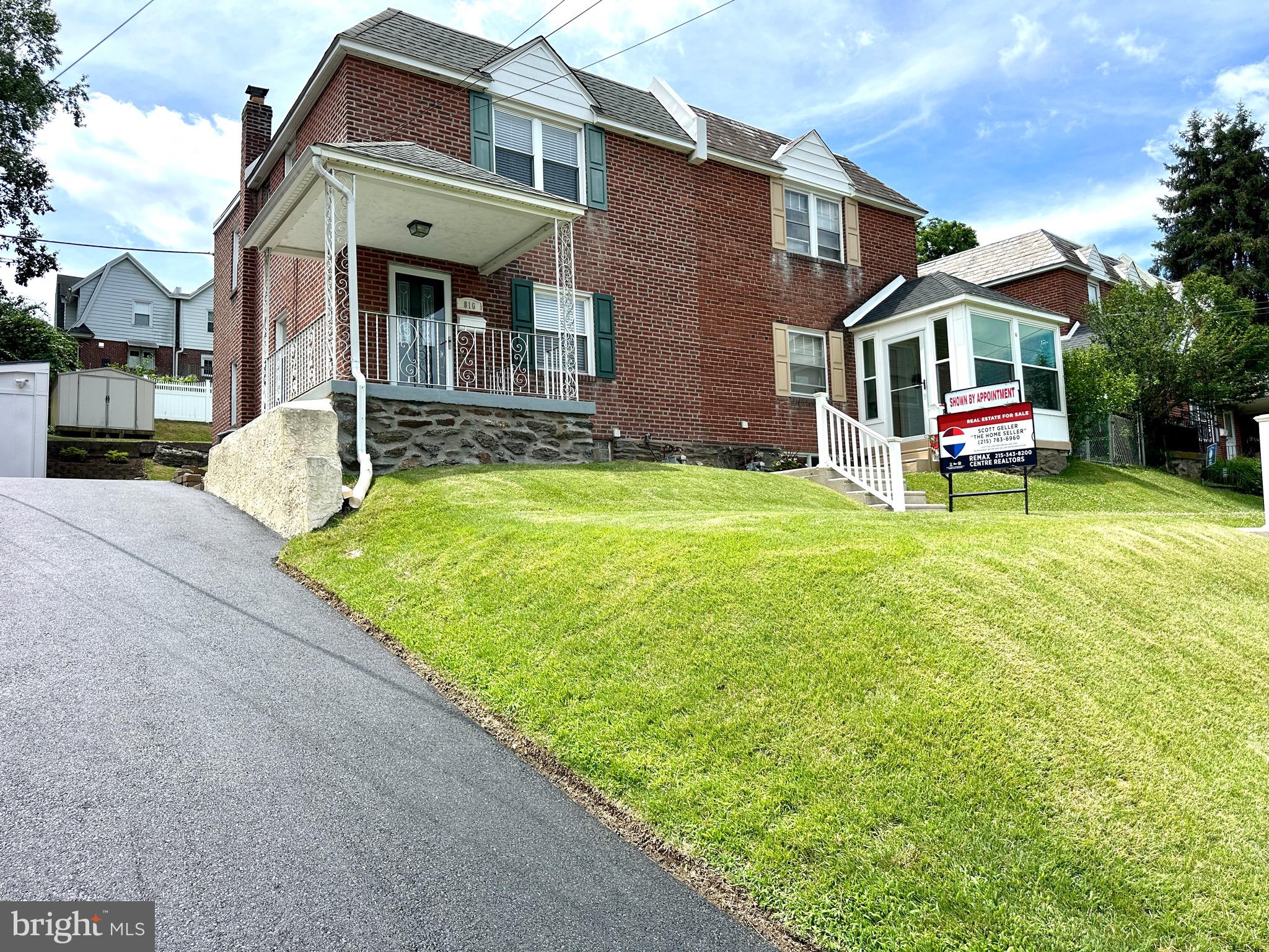 MANOA - Residential