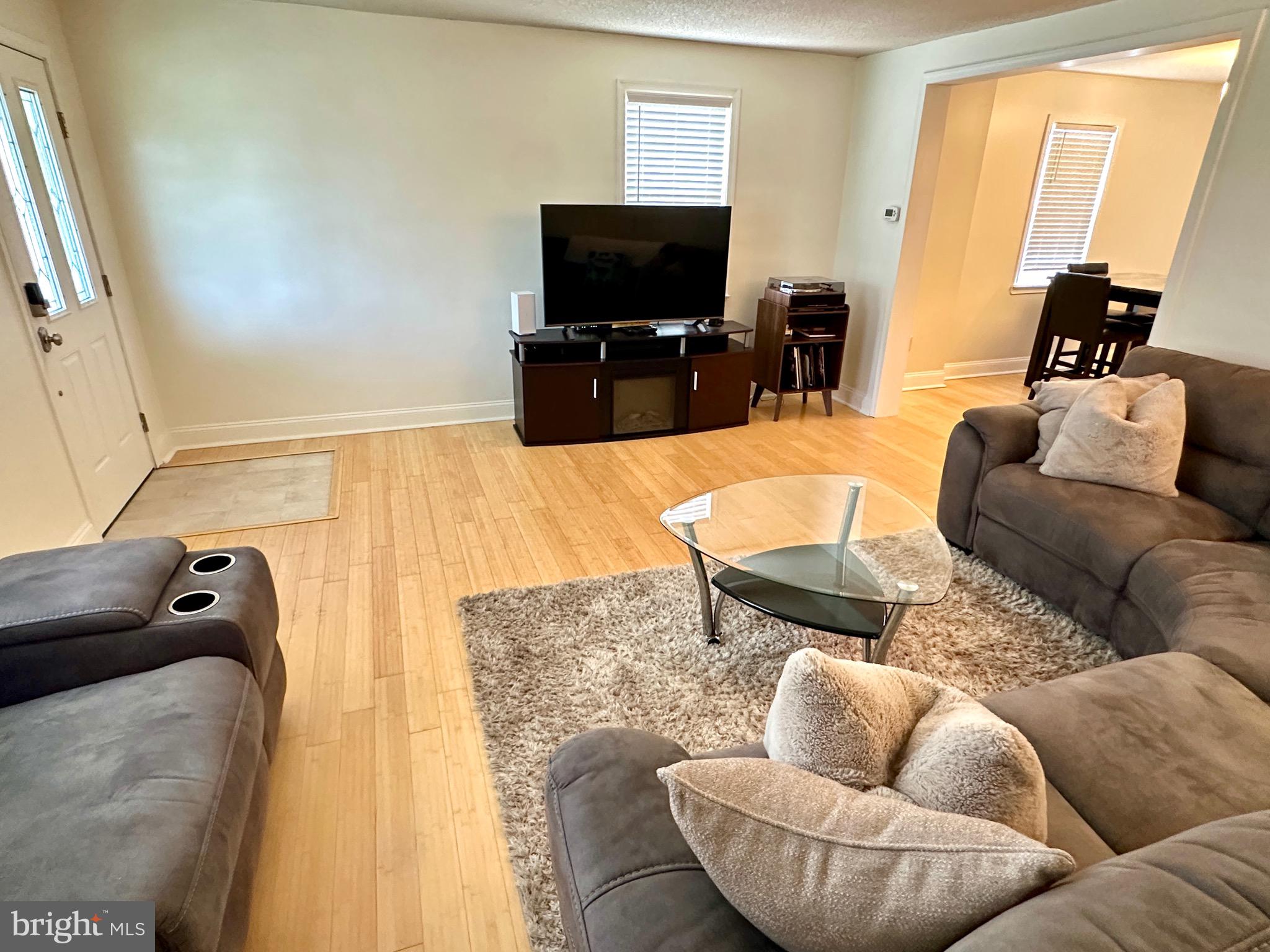 MANOA - Residential