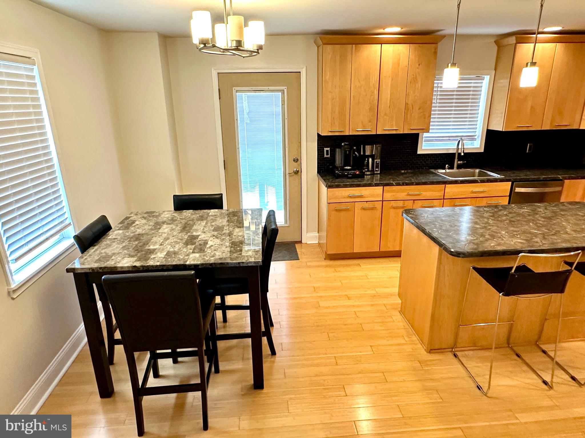 MANOA - Residential