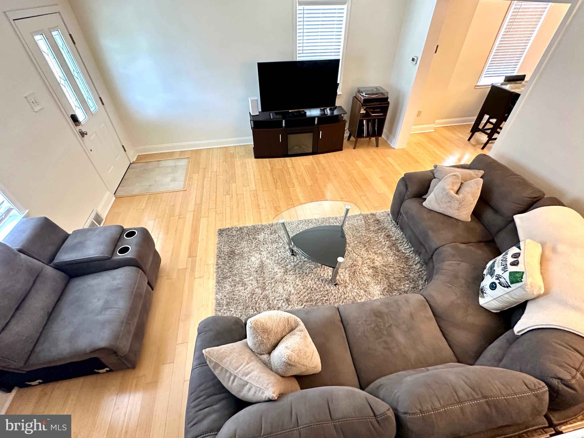 MANOA - Residential