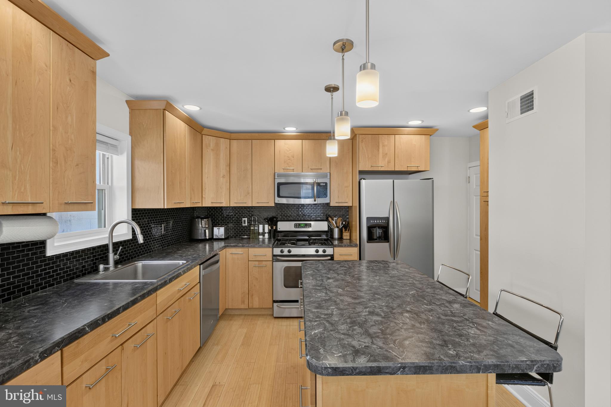 MANOA - Residential
