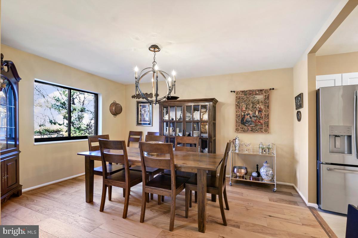 MONTEBELLO - Residential