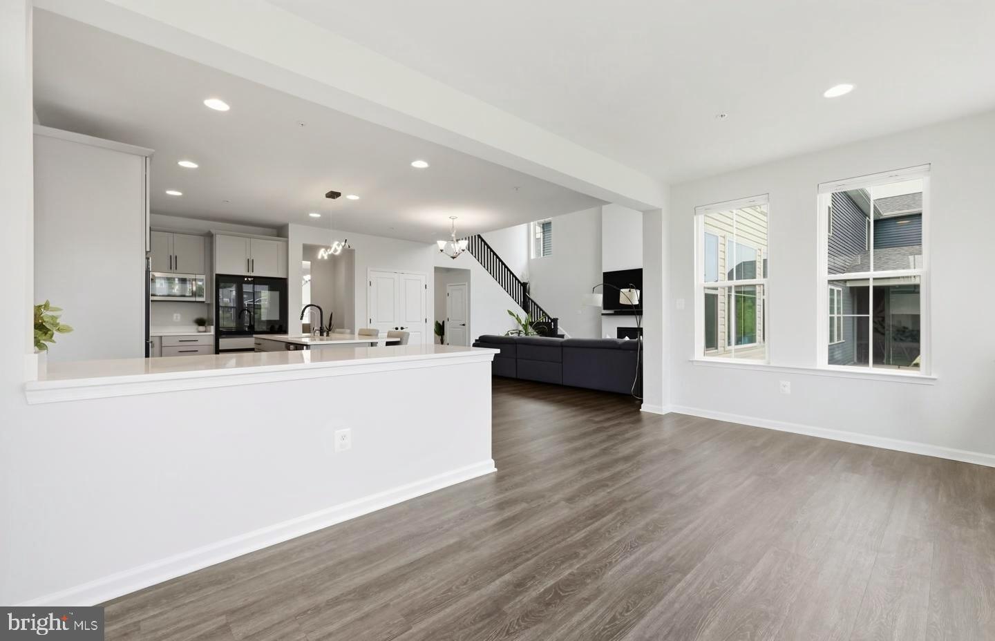 TALLYN RIDGE - Residential