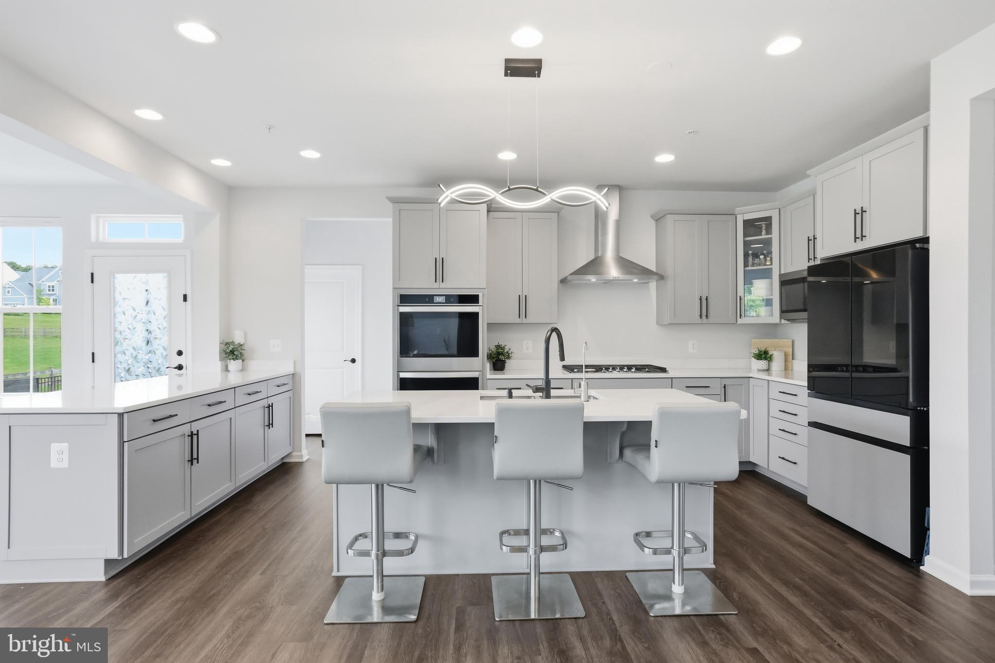 TALLYN RIDGE - Residential