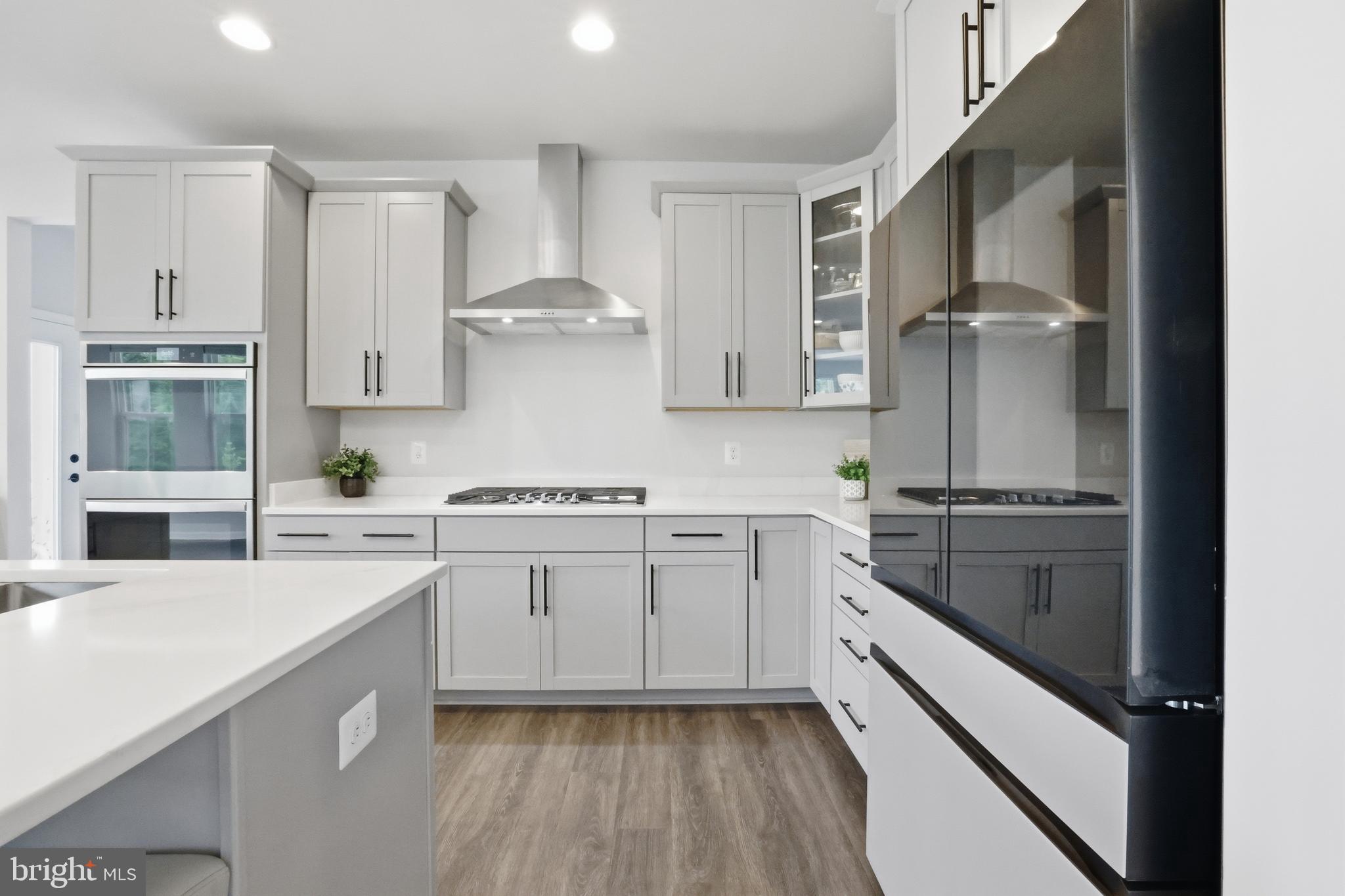 TALLYN RIDGE - Residential